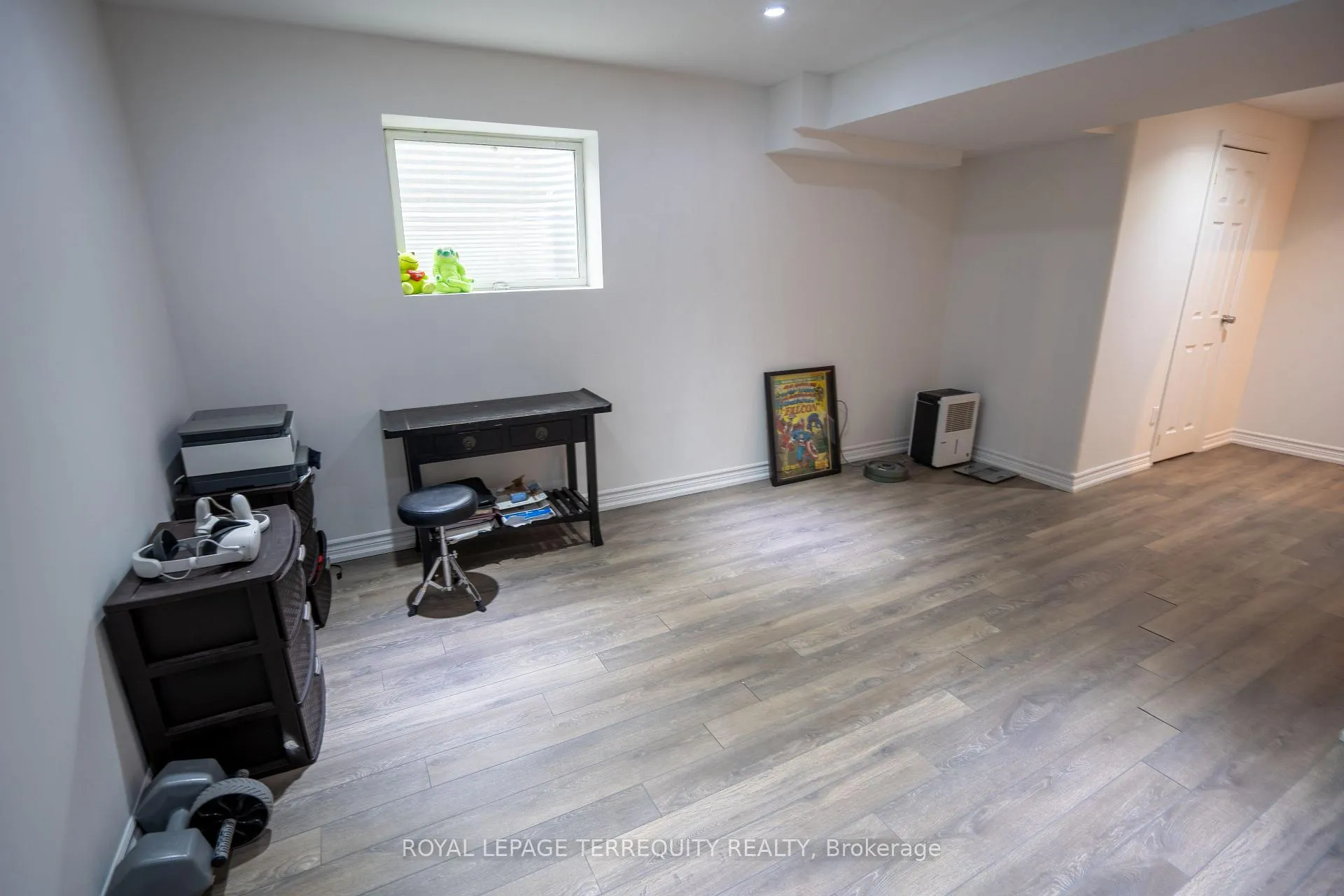 Photo 33 of 65 Dorset Drive, Brampton, Southgate — HOMEH