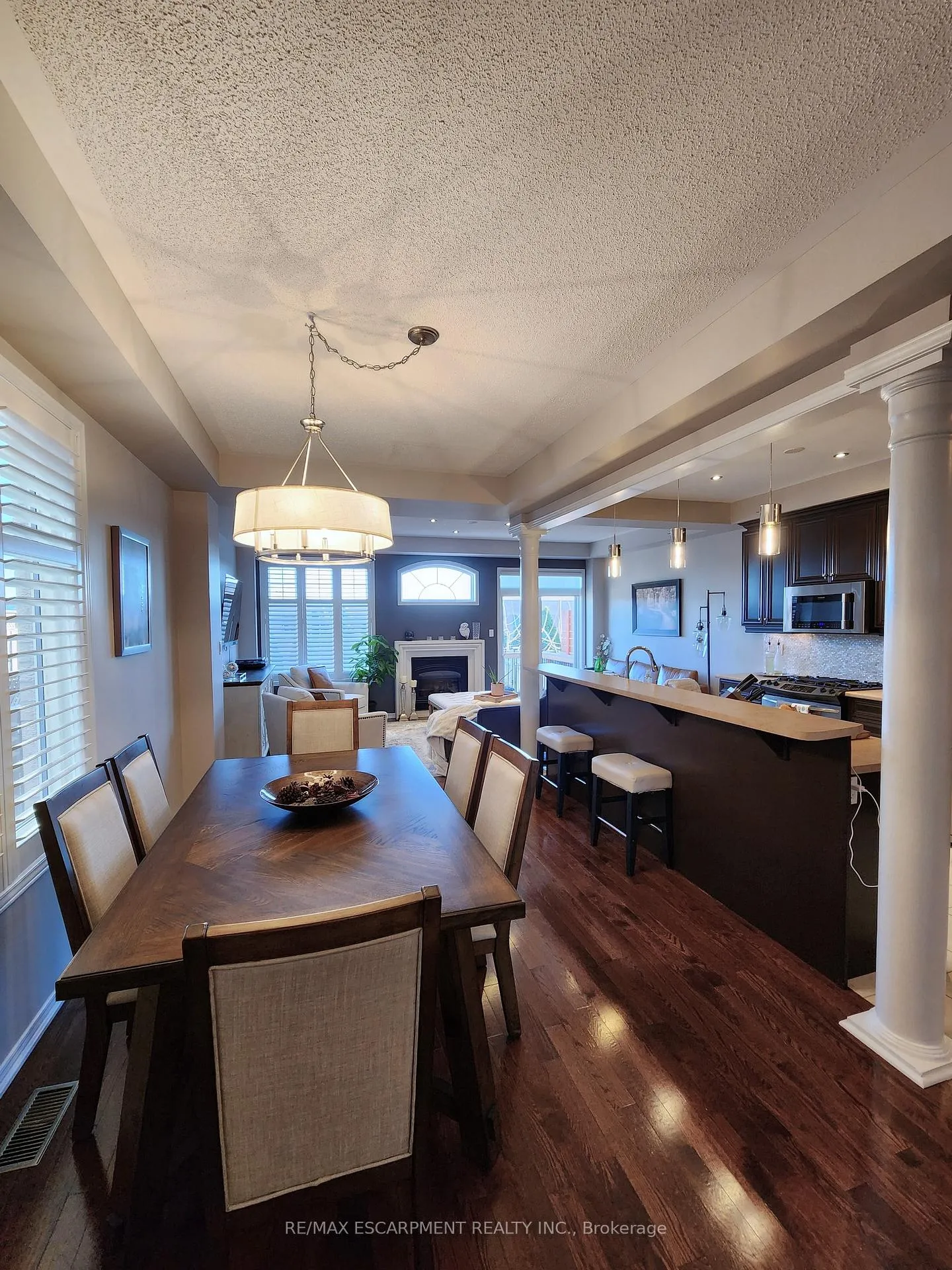 Photo 6 of 165 Nisbet Boulevard, Hamilton, Waterdown — HOMEH