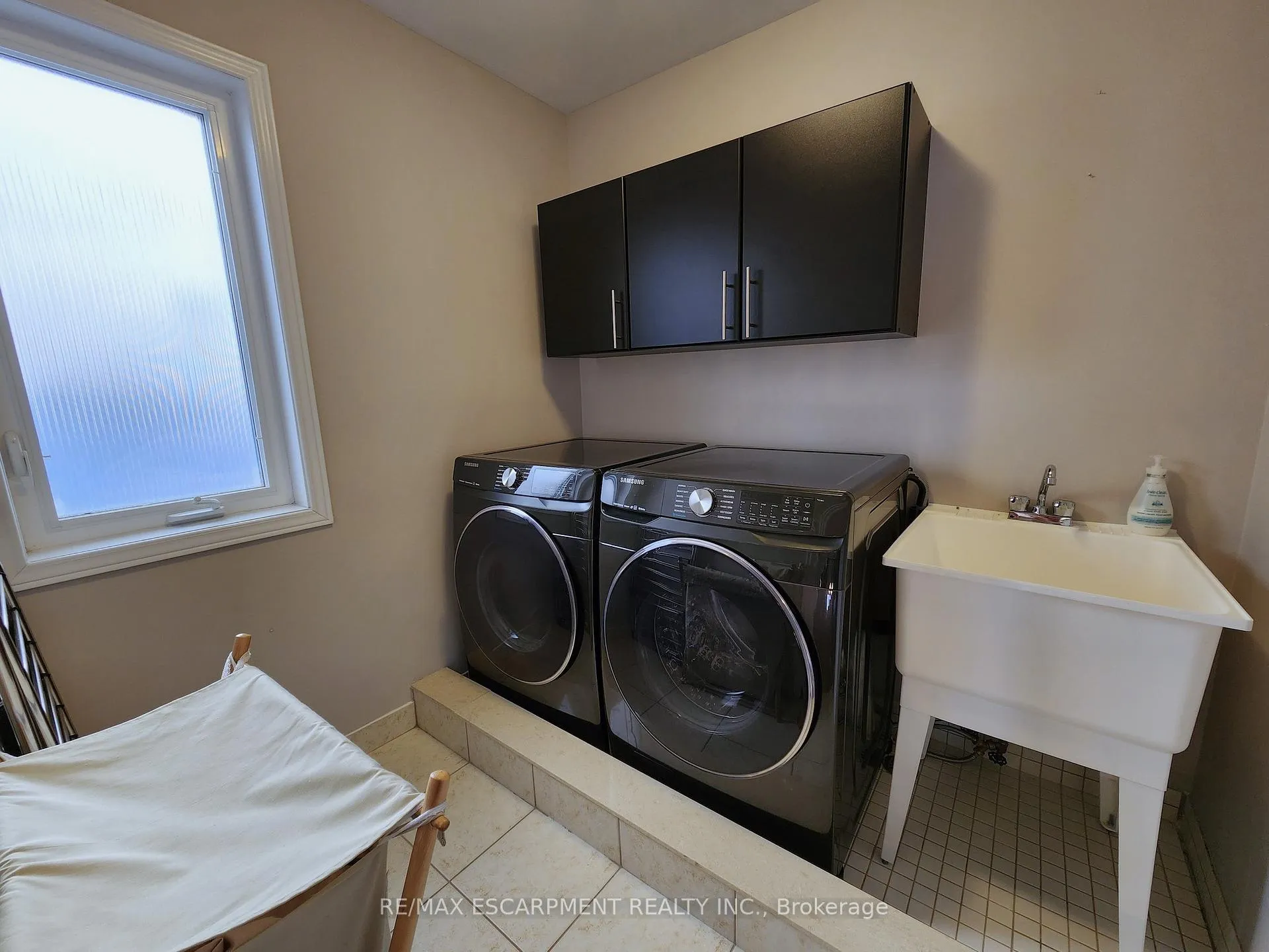 Photo 26 of 165 Nisbet Boulevard, Hamilton, Waterdown — HOMEH