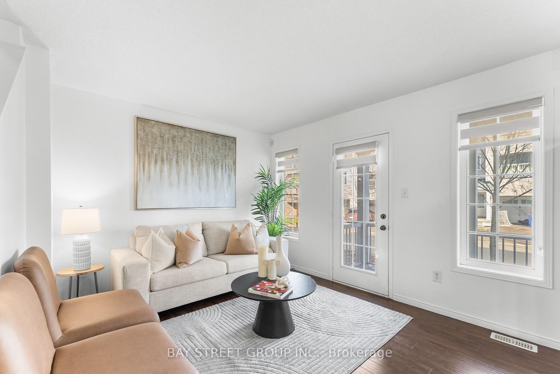 Photo 8 of 6 Blunden Road, Ajax, Central East — HOMEH