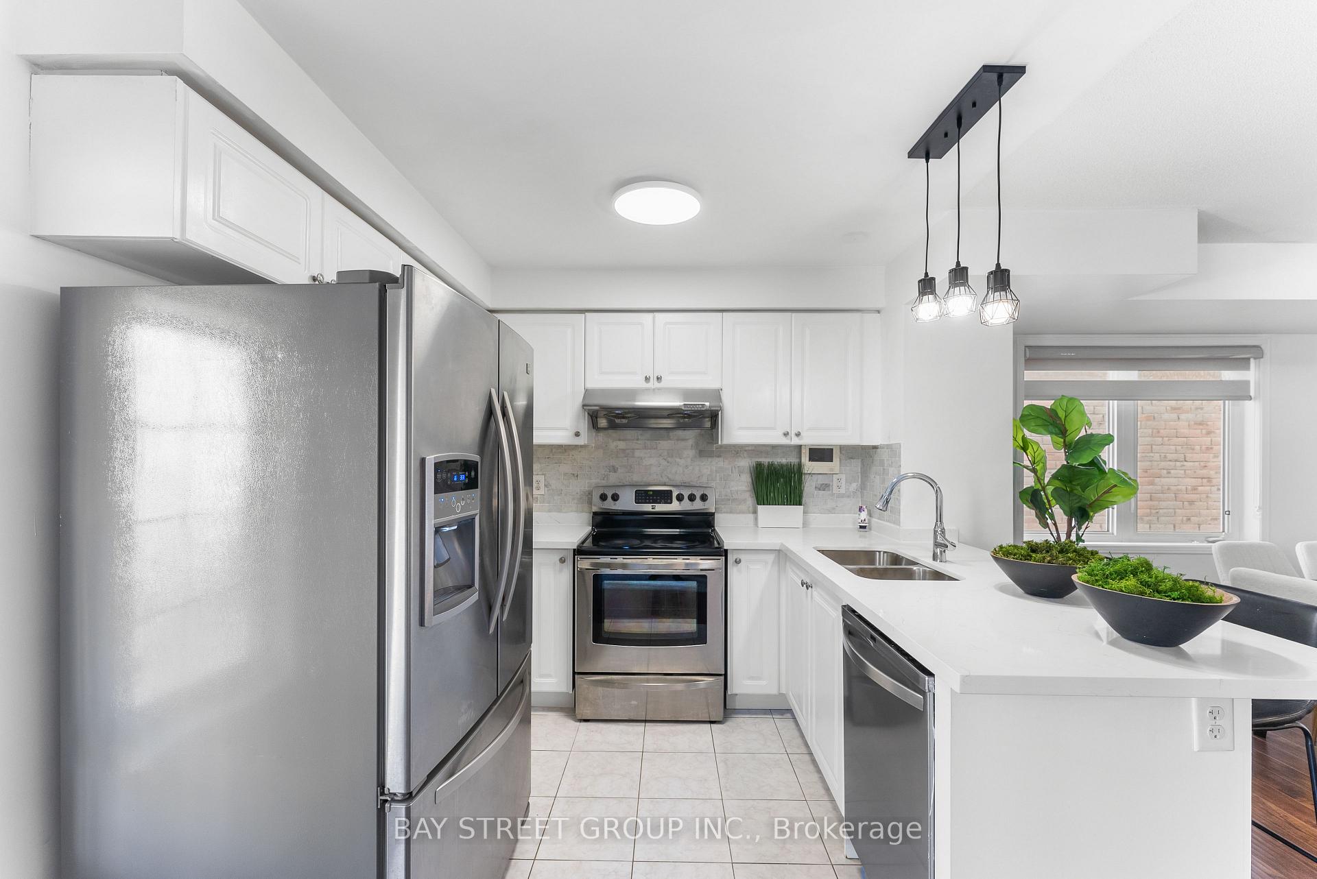 Photo 11 of 6 Blunden Road, Ajax, Central East — HOMEH