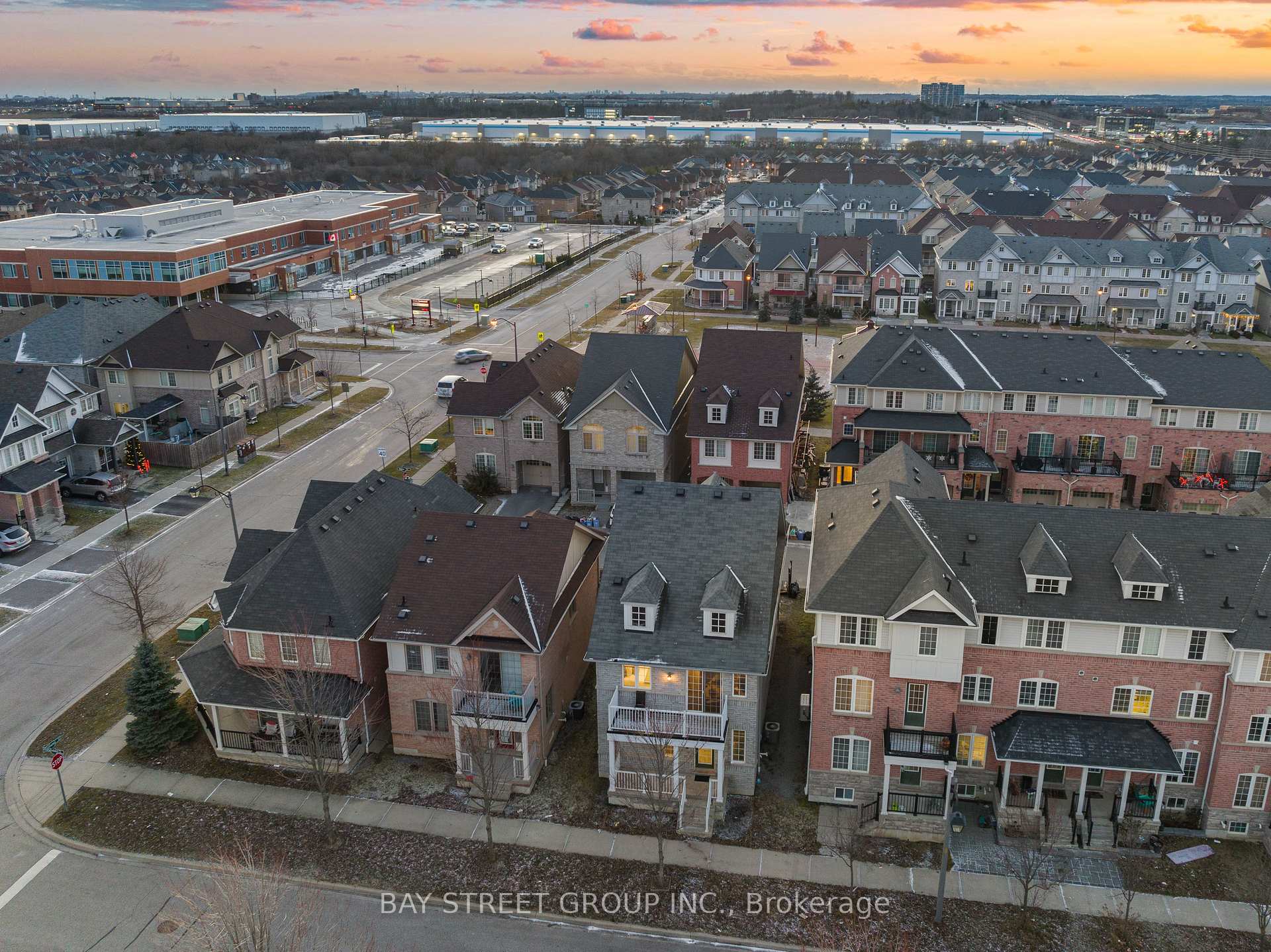 Photo 35 of 6 Blunden Road, Ajax, Central East — HOMEH
