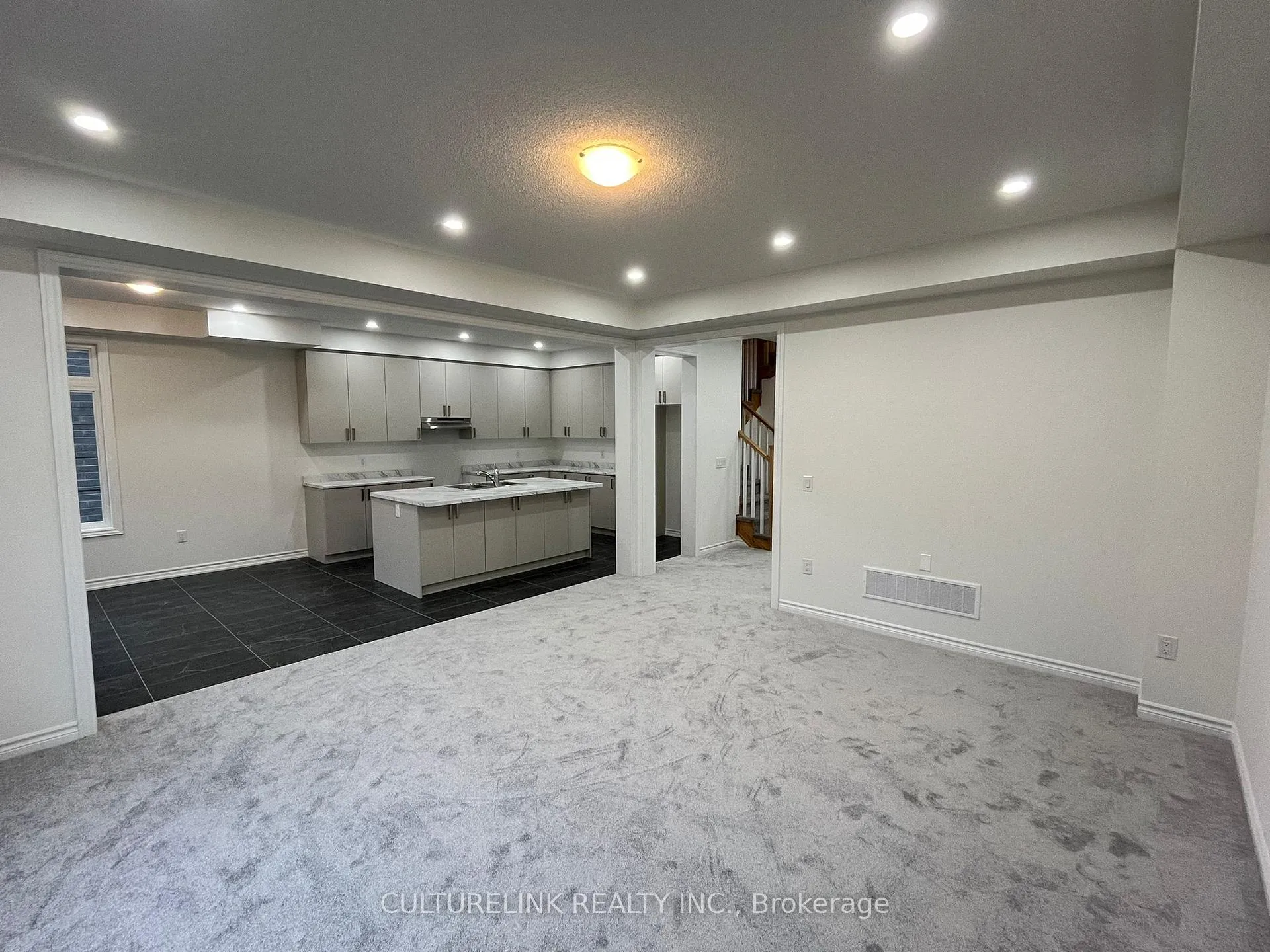 Photo 2 of 10 Sassafras Road, Springwater, Midhurst — HOMEH
