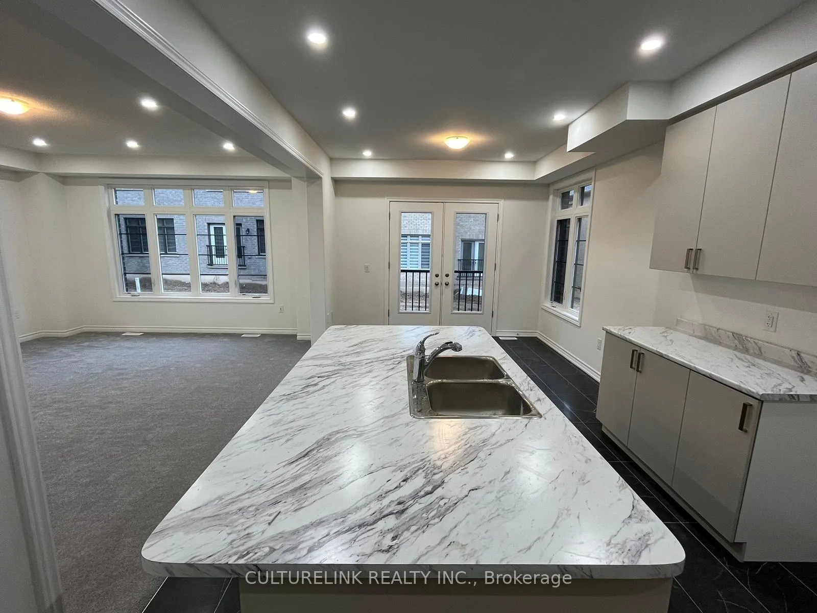 Photo 3 of 10 Sassafras Road, Springwater, Midhurst — HOMEH