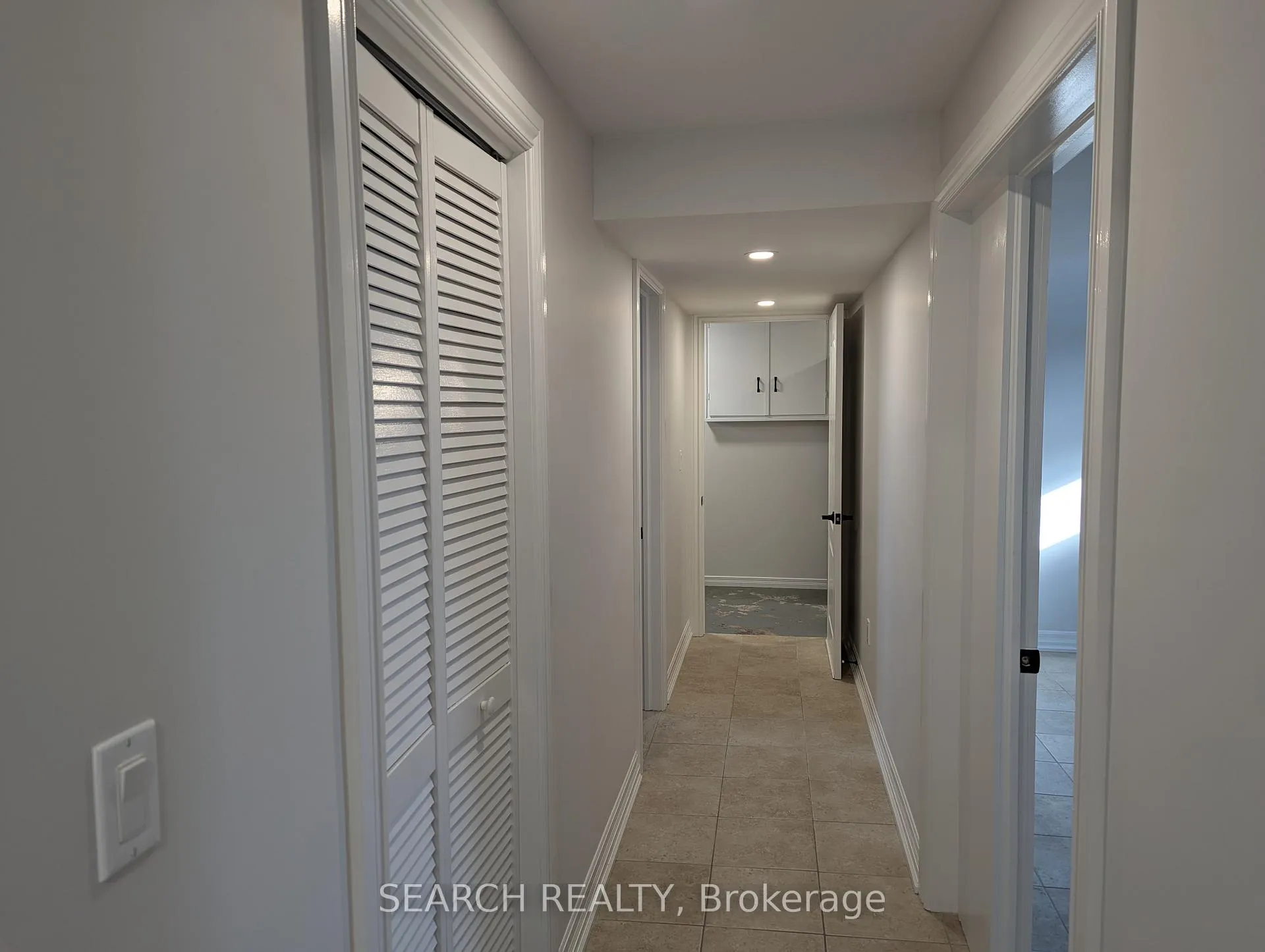 Photo 10 of 10 Lancer Drive, Vaughan, Maple — HOMEH