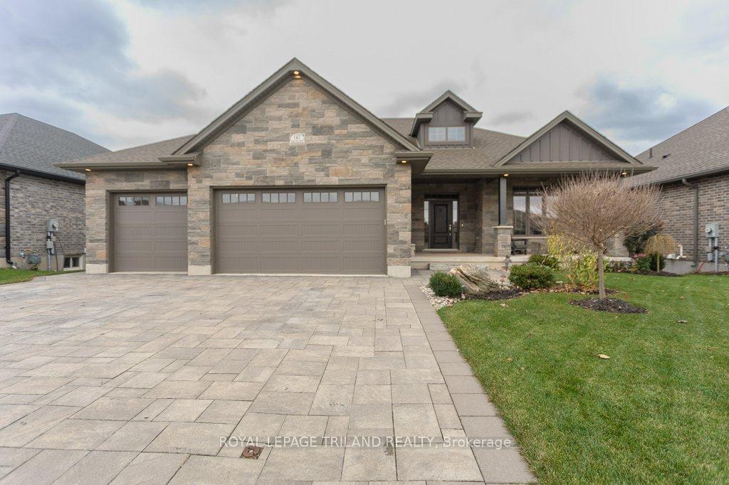 Front of 147 Robin Ridge Drive