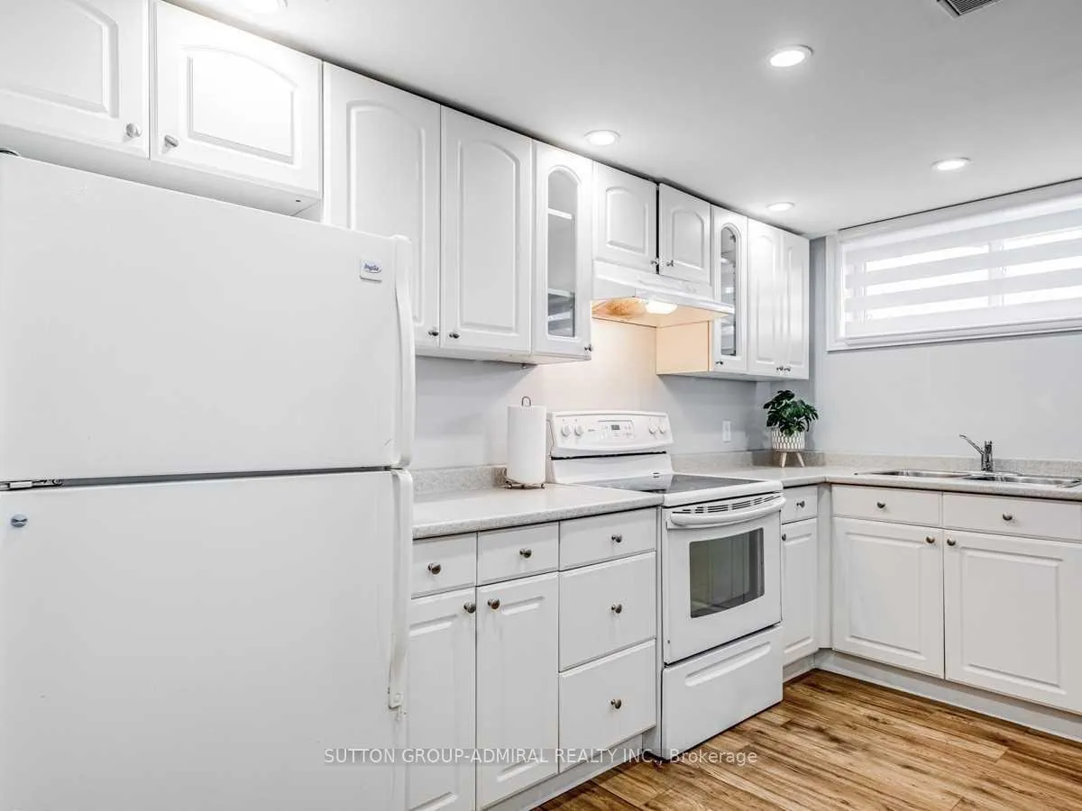 Photo 3 of Unit Basement, 6 Fallowfield Road, Etobicoke, Rexdale-Kipling — HOMEH