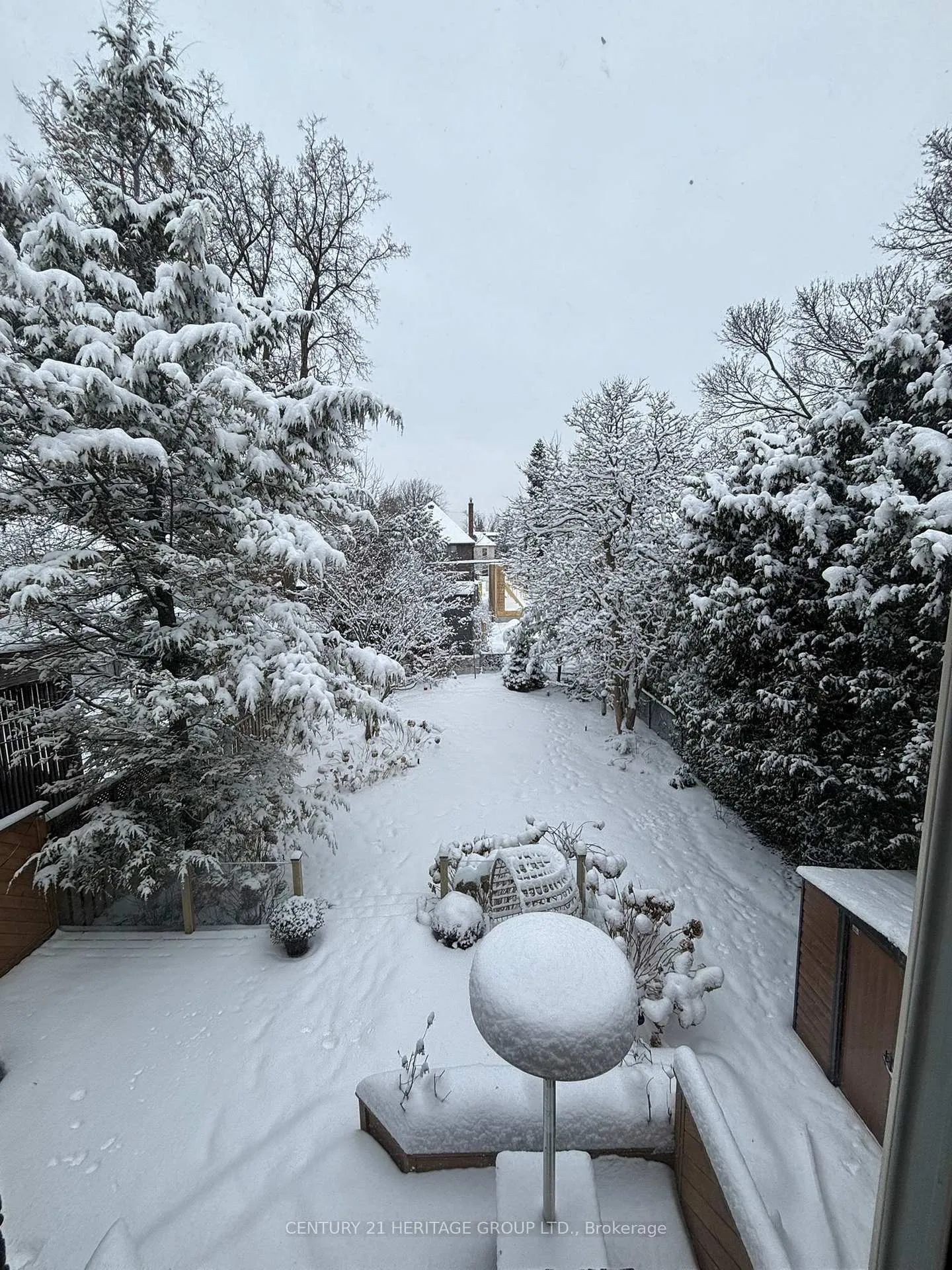 Photo 27 of 520 Briar Hill Avenue, Toronto, Lawrence Park South — HOMEH