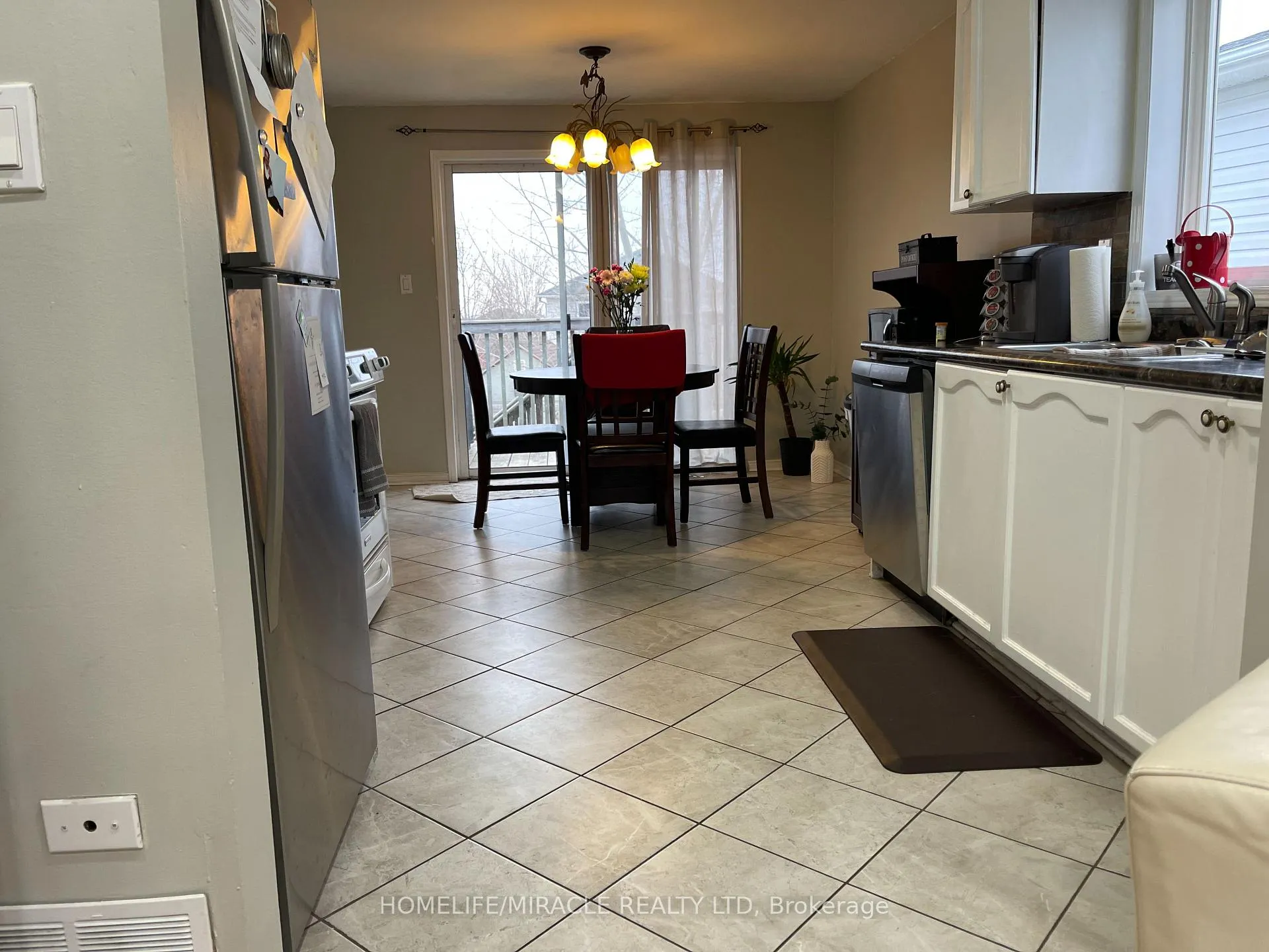 Photo 2 of 111 Columbia Road, Barrie, Holly — HOMEH