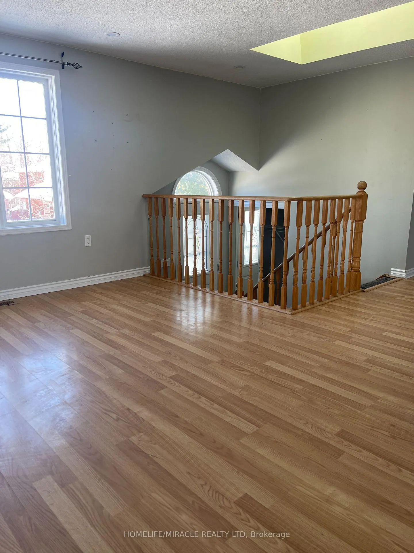 Photo 13 of 111 Columbia Road, Barrie, Holly — HOMEH