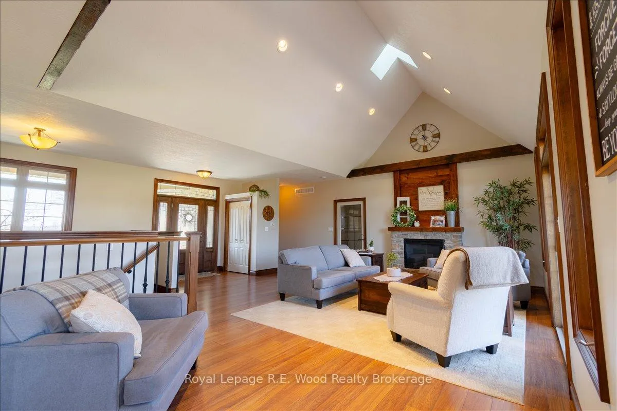 Photo 8 of 134 Norwich Road, Brant, Burford — HOMEH