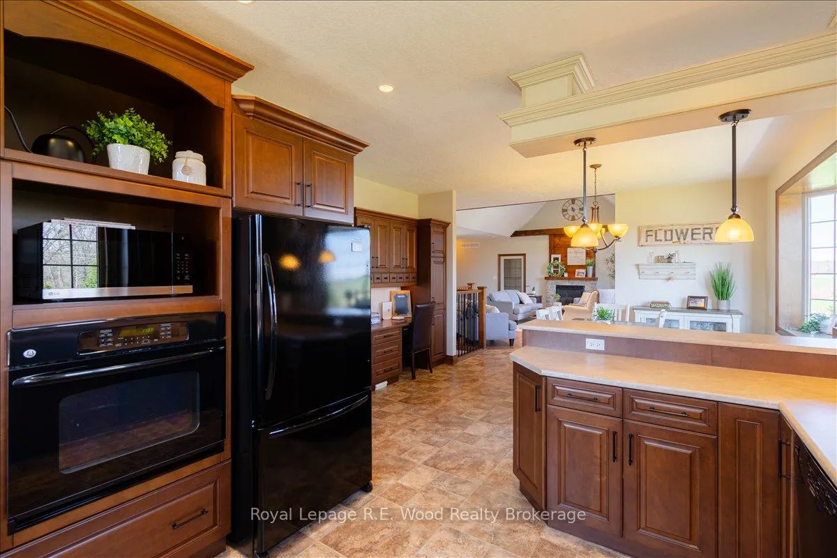 Photo 12 of 134 Norwich Road, Brant, Burford — HOMEH