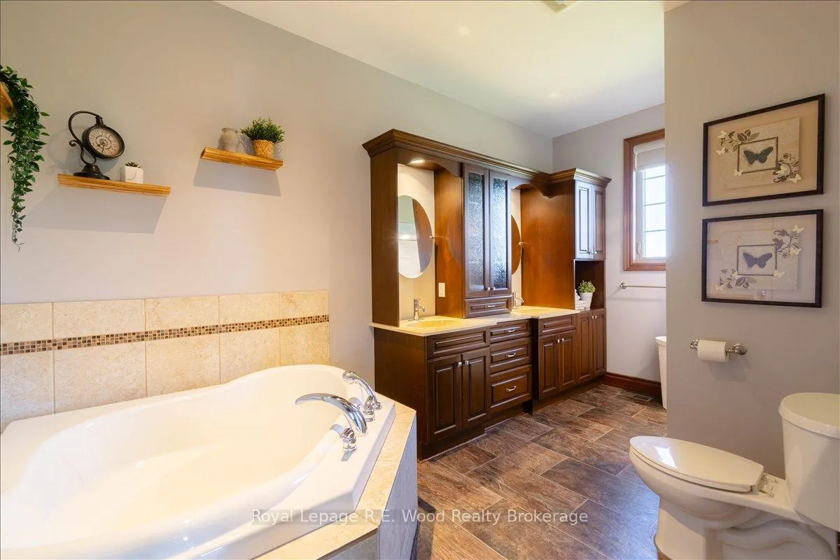 Photo 15 of 134 Norwich Road, Brant, Burford — HOMEH