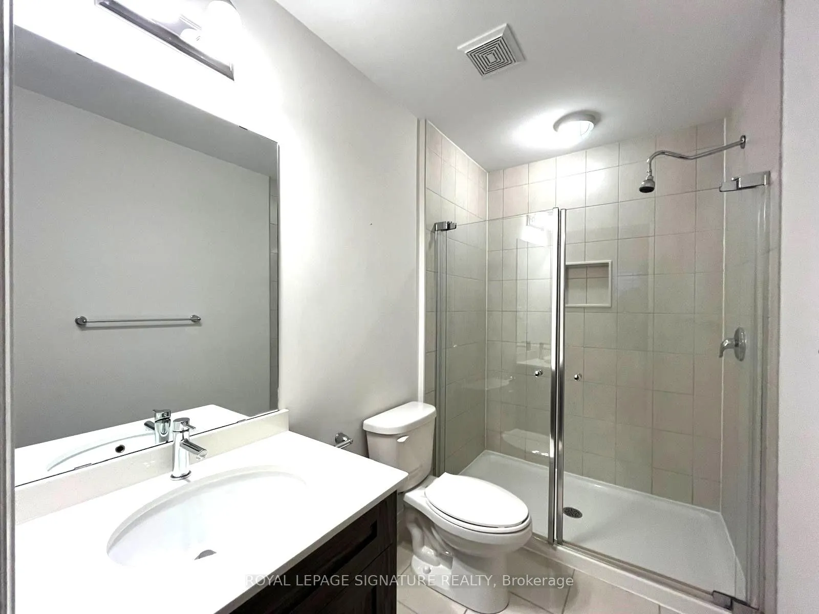 Photo 13 of 5 Dodman Crescent, Hamilton, Meadowlands — HOMEH