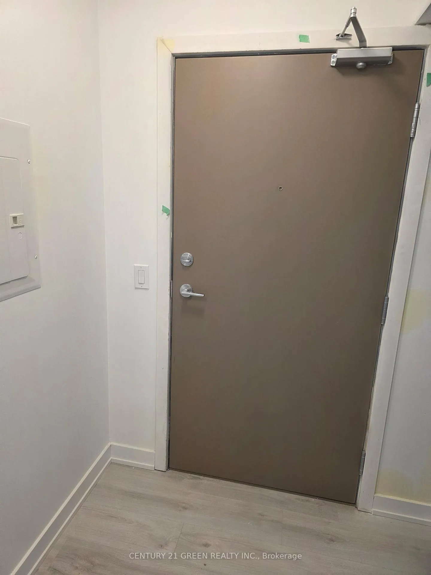Photo 3 of Unit 1511, 1010 Sandy Beach Road, Pickering, Bay Ridges — HOMEH