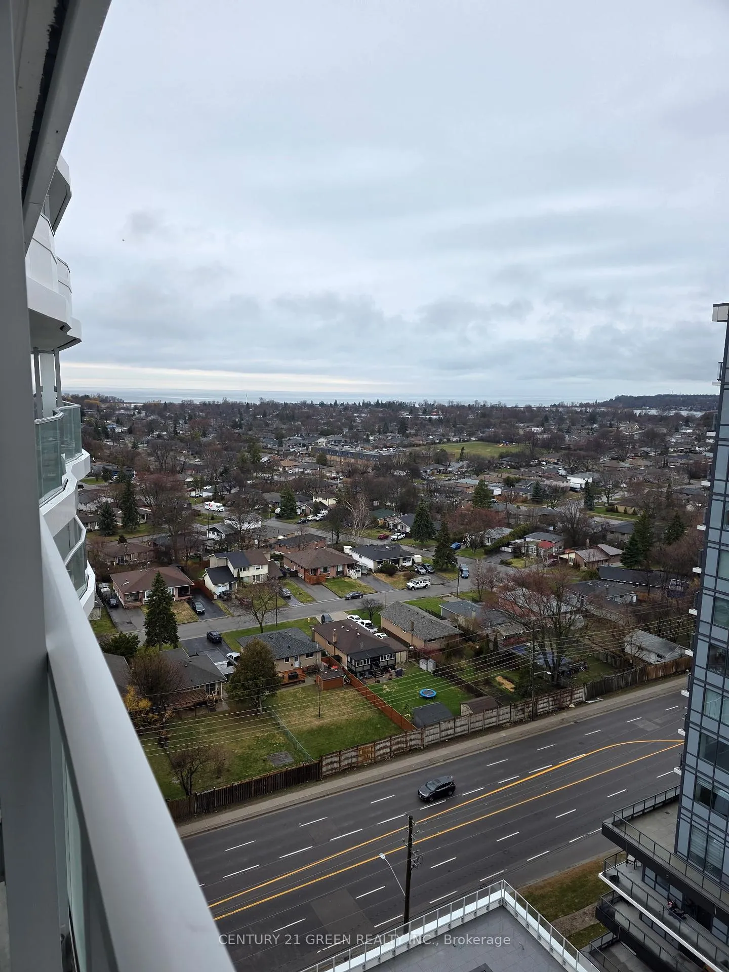 Photo 14 of Unit 1511, 1010 Sandy Beach Road, Pickering, Bay Ridges — HOMEH
