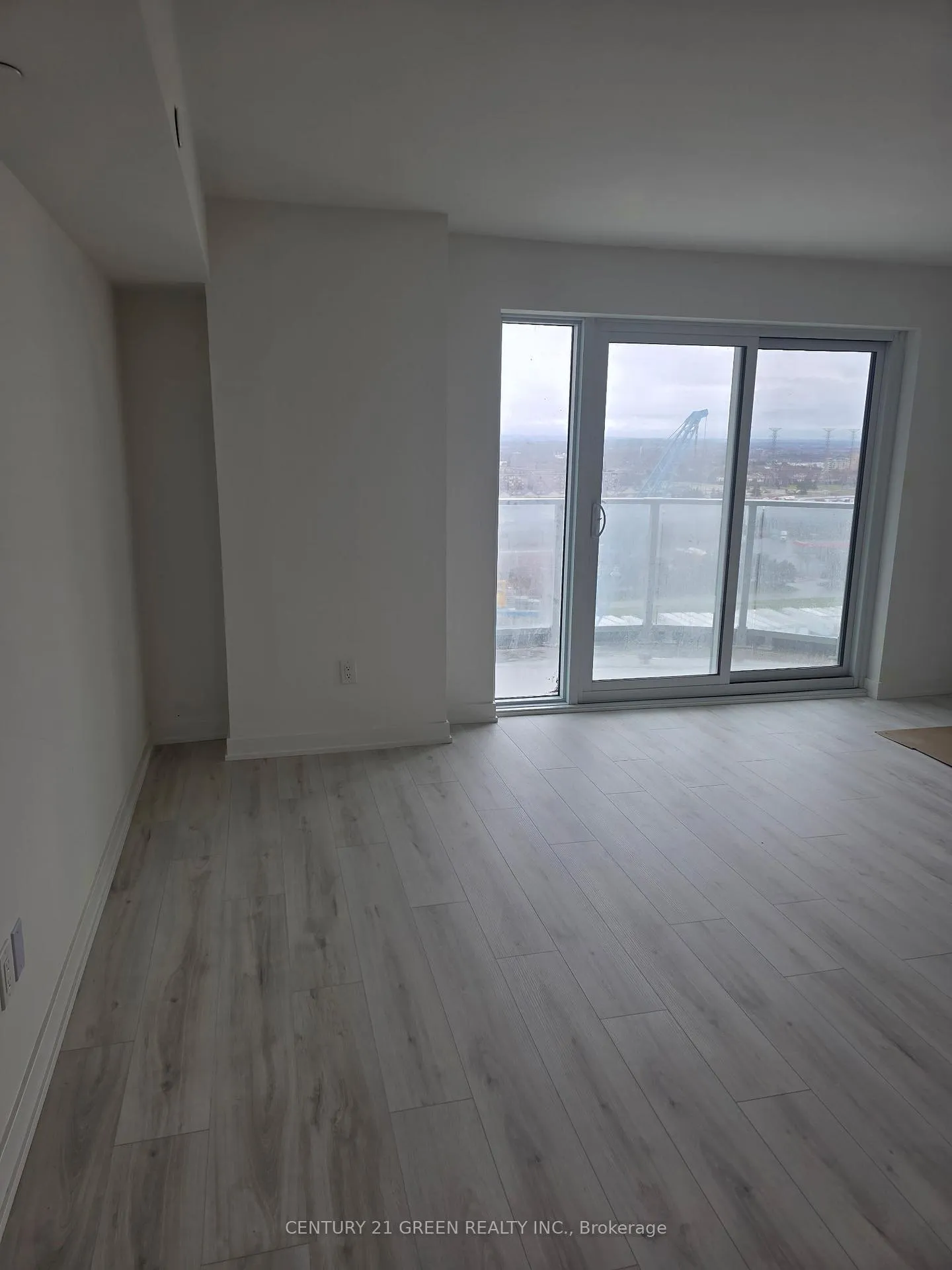 Photo 18 of Unit 1511, 1010 Sandy Beach Road, Pickering, Bay Ridges — HOMEH