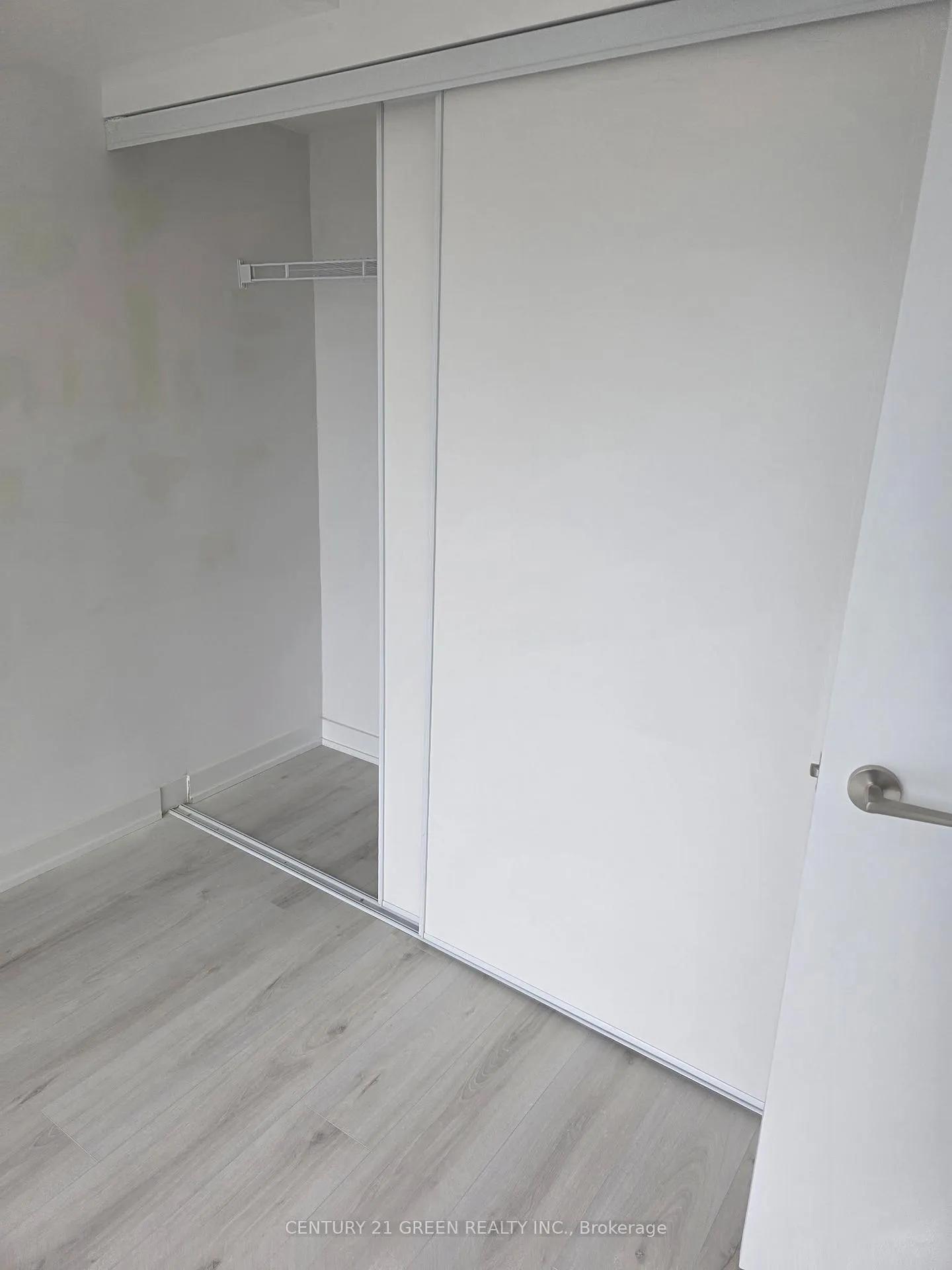 Photo 23 of Unit 1511, 1010 Sandy Beach Road, Pickering, Bay Ridges — HOMEH