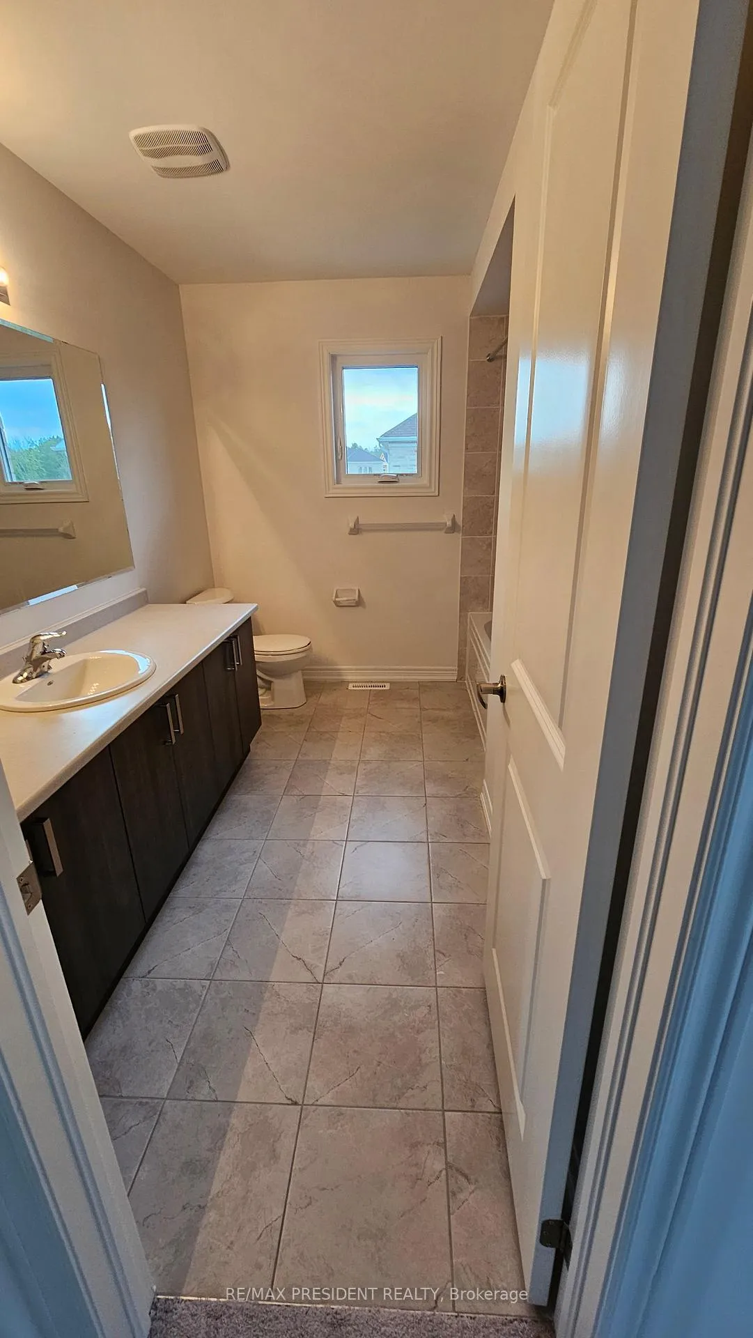 Photo 9 of 55 Baycroft Boulevard, Essa, Angus — HOMEH