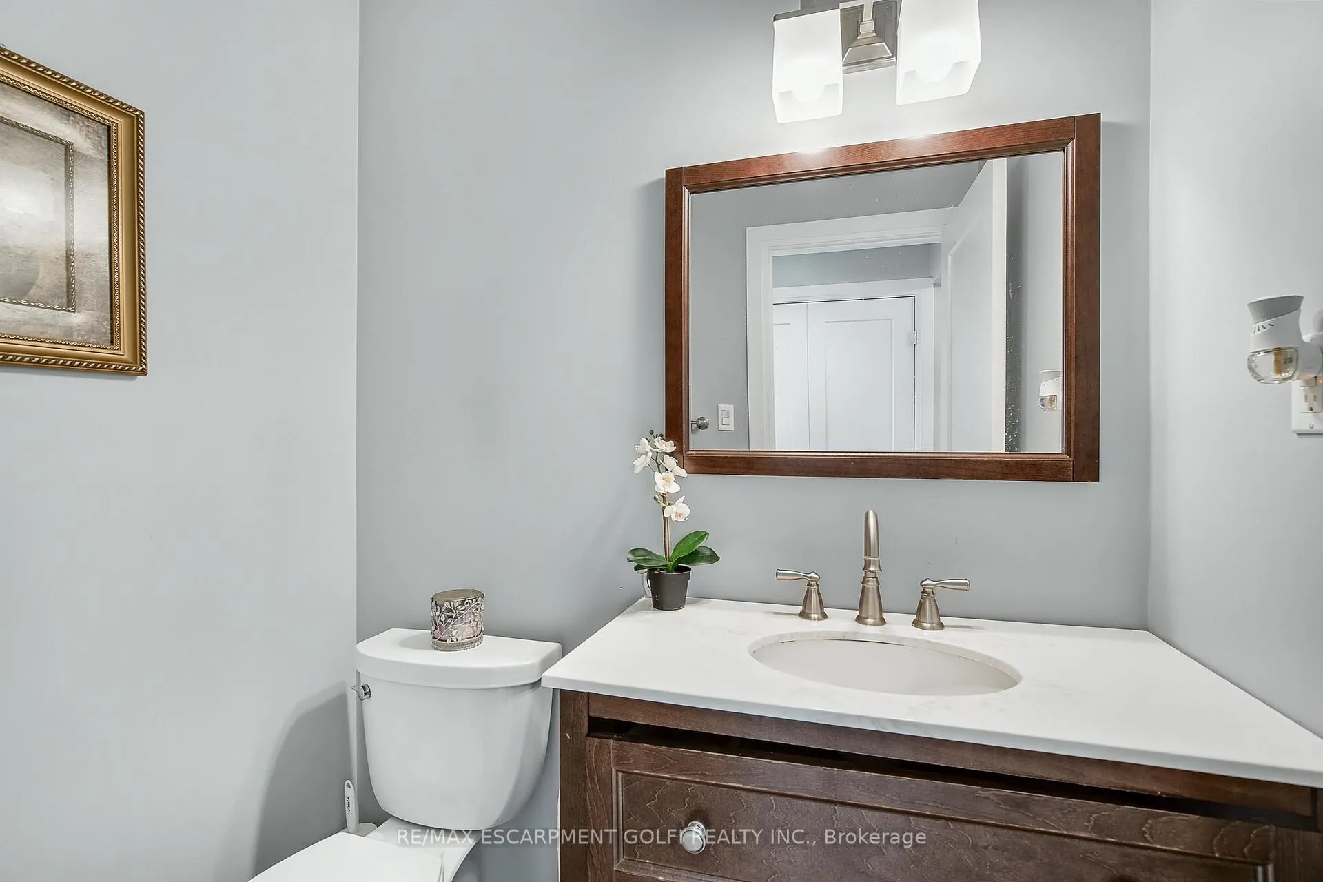Photo 7 of 11 Sumner Crescent, Grimsby, Grimsby Beach — HOMEH