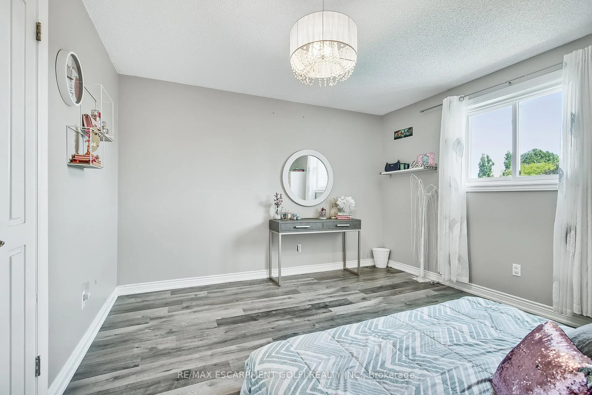 Photo 18 of 11 Sumner Crescent, Grimsby, Grimsby Beach — HOMEH