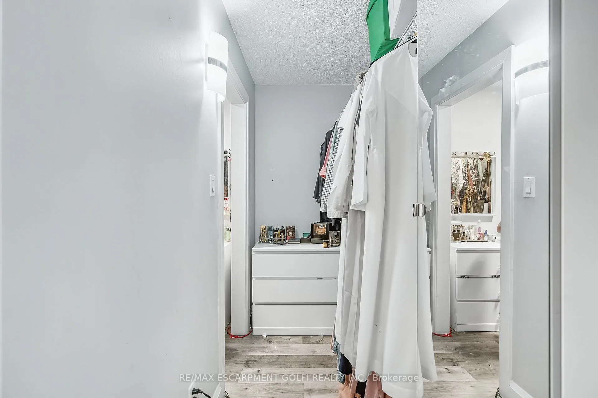 Photo 21 of 11 Sumner Crescent, Grimsby, Grimsby Beach — HOMEH
