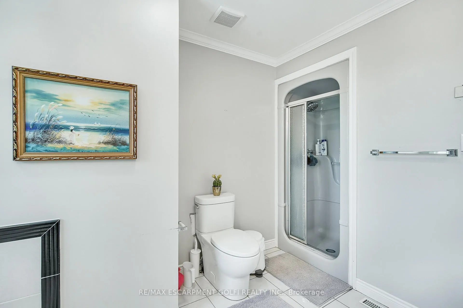 Photo 25 of 11 Sumner Crescent, Grimsby, Grimsby Beach — HOMEH