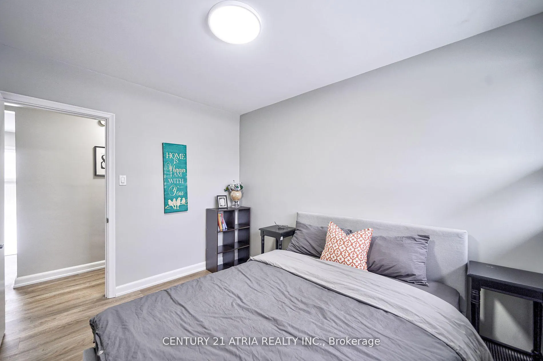 Photo 20 of 386 Paliser Crescent N, Richmond Hill, Harding — HOMEH