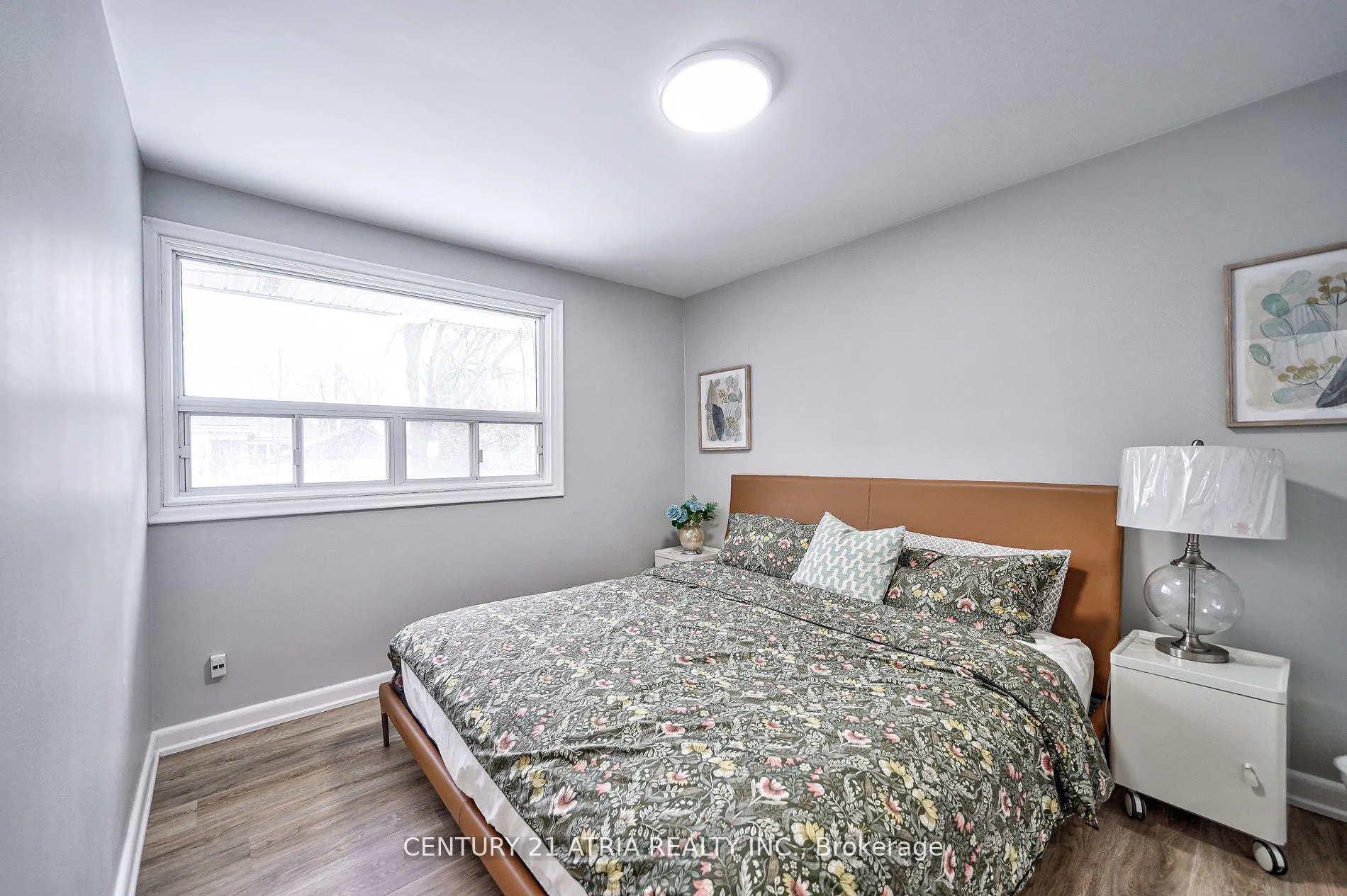 Photo 23 of 386 Paliser Crescent N, Richmond Hill, Harding — HOMEH