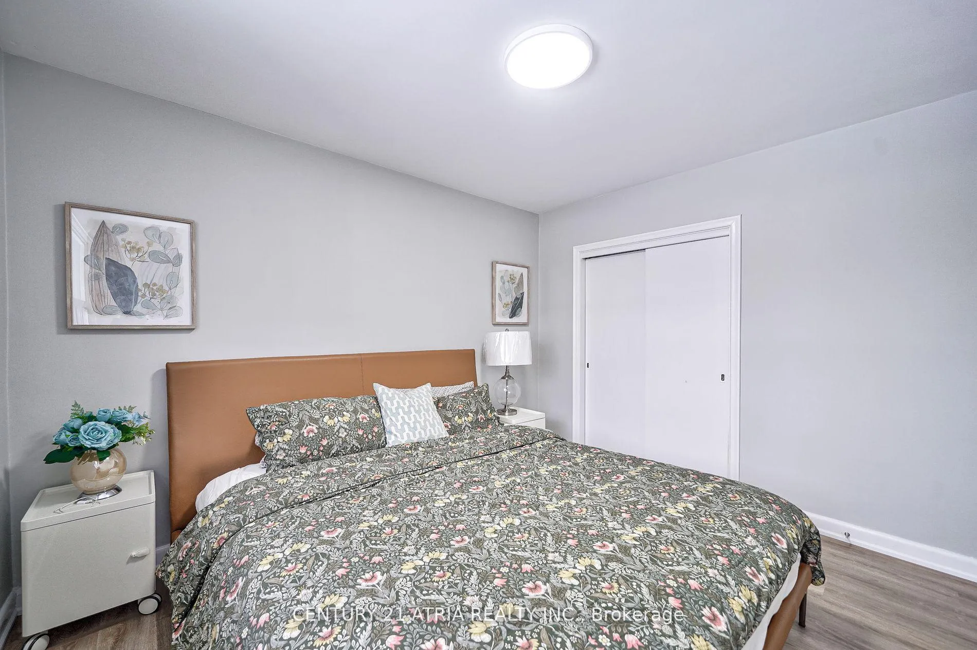Photo 25 of 386 Paliser Crescent N, Richmond Hill, Harding — HOMEH