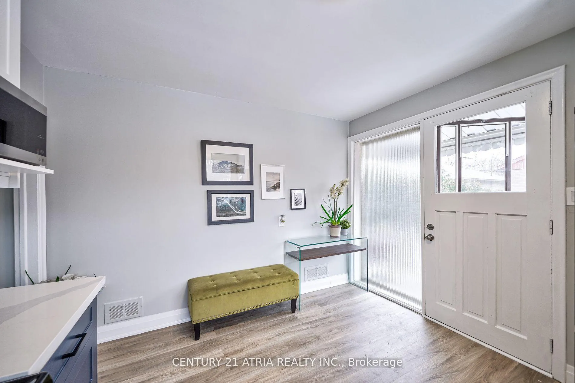 Photo 28 of 386 Paliser Crescent N, Richmond Hill, Harding — HOMEH
