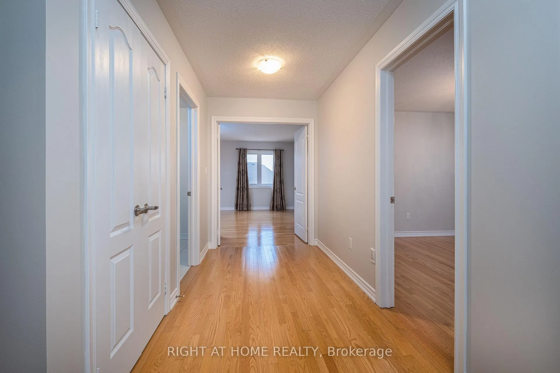 Photo 11 of Unit Upper, 163 Williamson Drive E, Ajax, Northwest Ajax — HOMEH