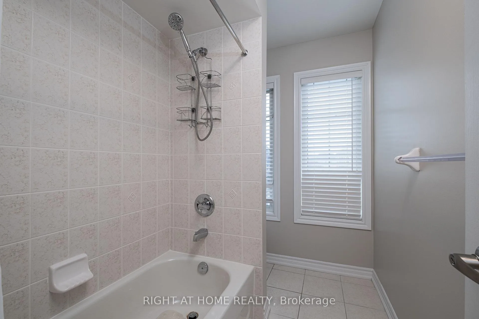 Photo 15 of Unit Upper, 163 Williamson Drive E, Ajax, Northwest Ajax — HOMEH