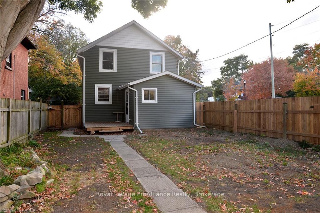 Photo 36 of 135 Main Street, Gananoque — HOMEH