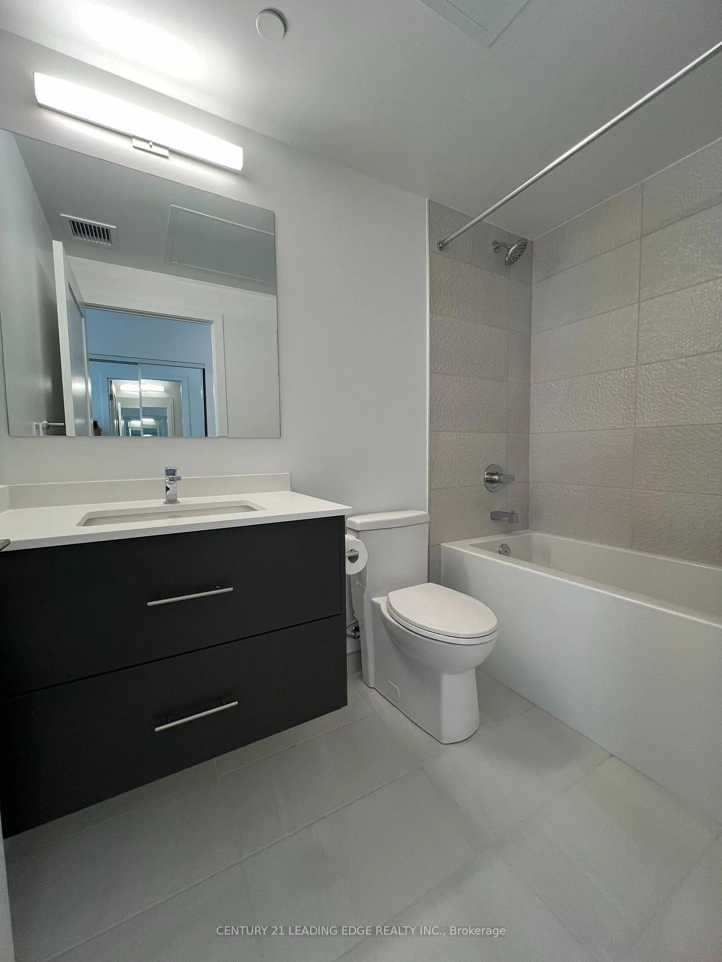 Photo 4 of Unit A2105, 9763 Markham Road, Markham, Greensborough — HOMEH