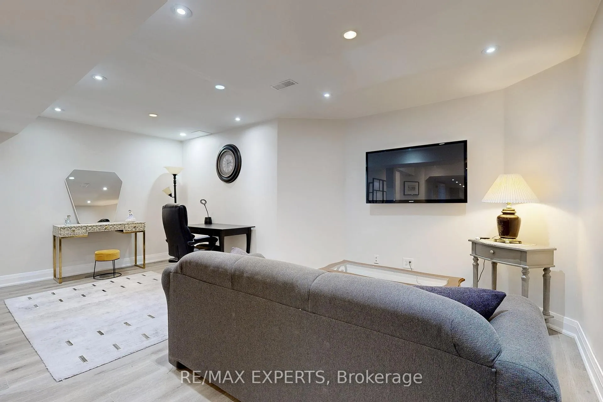 Photo 7 of 7 Twin Hills Crescent, Vaughan, Vellore Village — HOMEH