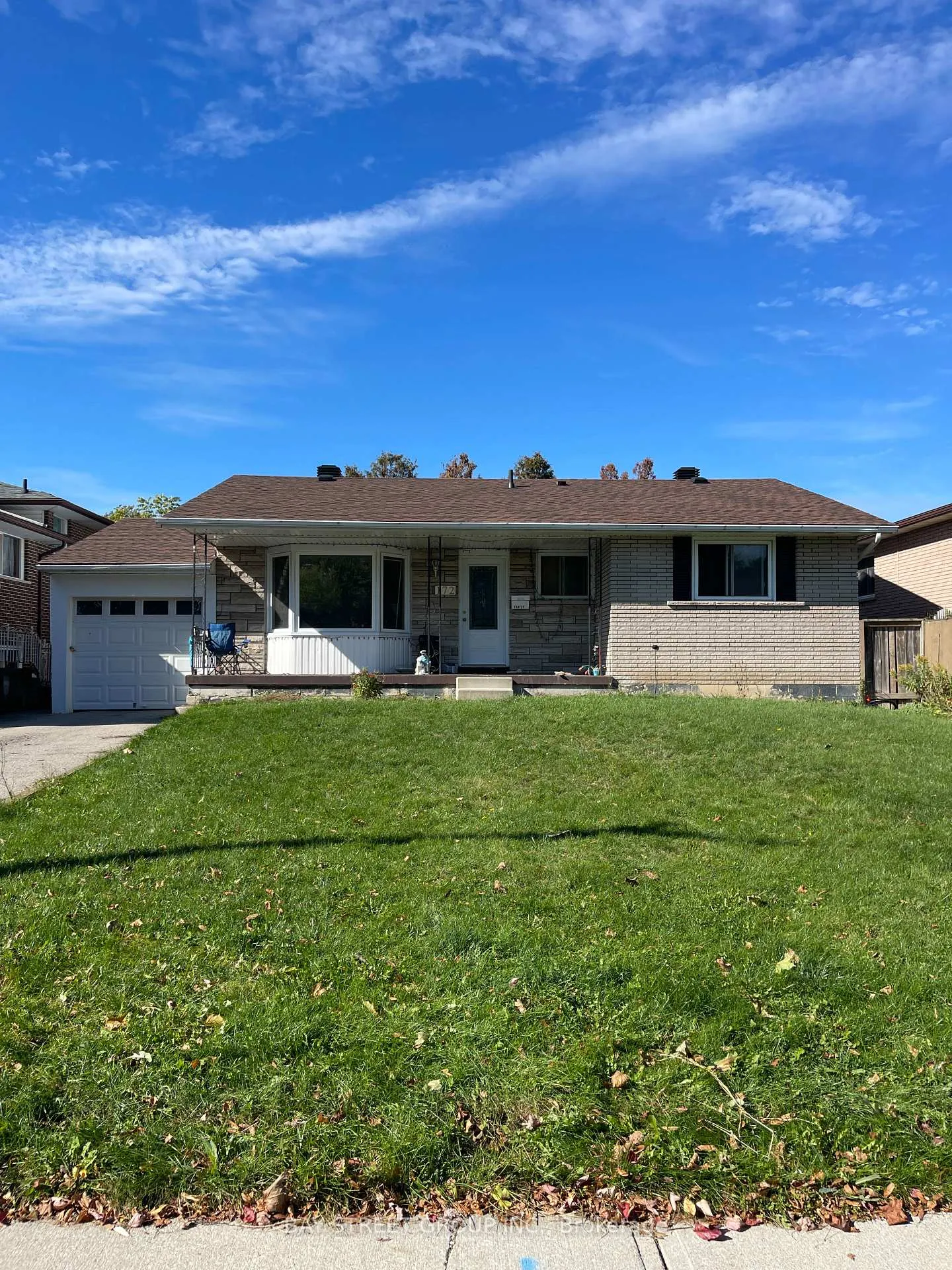 Photo 1 of 172 Darlington Drive, Hamilton, Gilbert — HOMEH