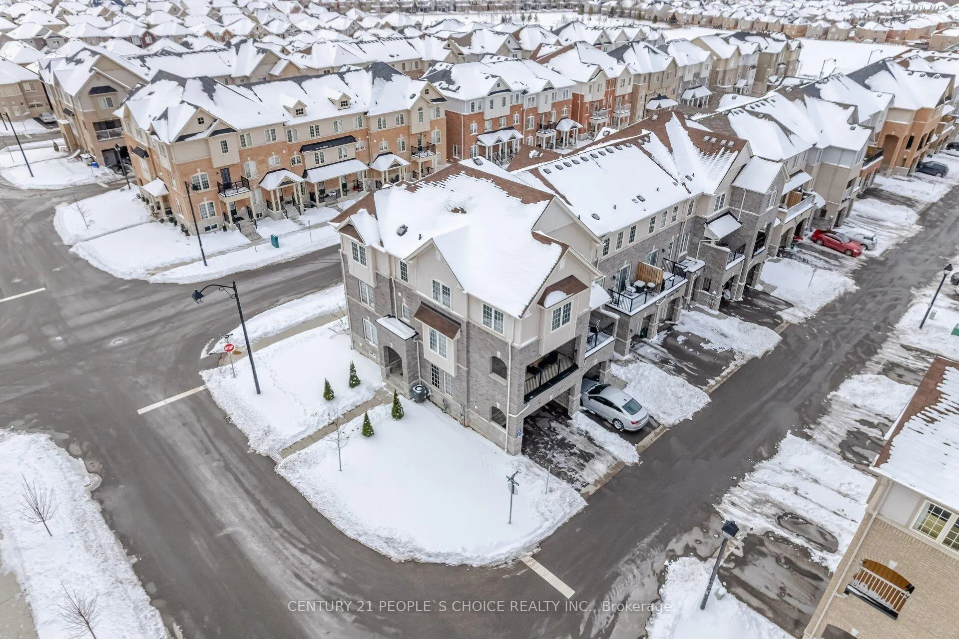 Photo 7 of 122 Ainley Road, Ajax, Central East — HOMEH