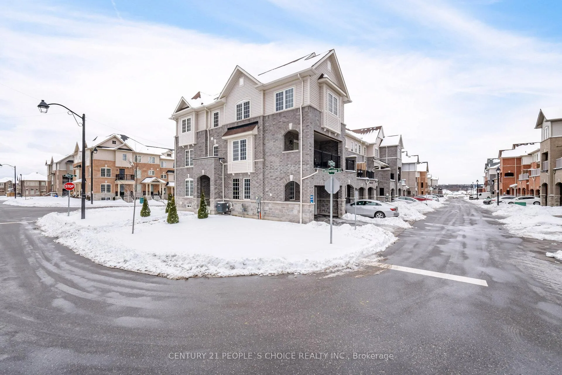 Photo 11 of 122 Ainley Road, Ajax, Central East — HOMEH