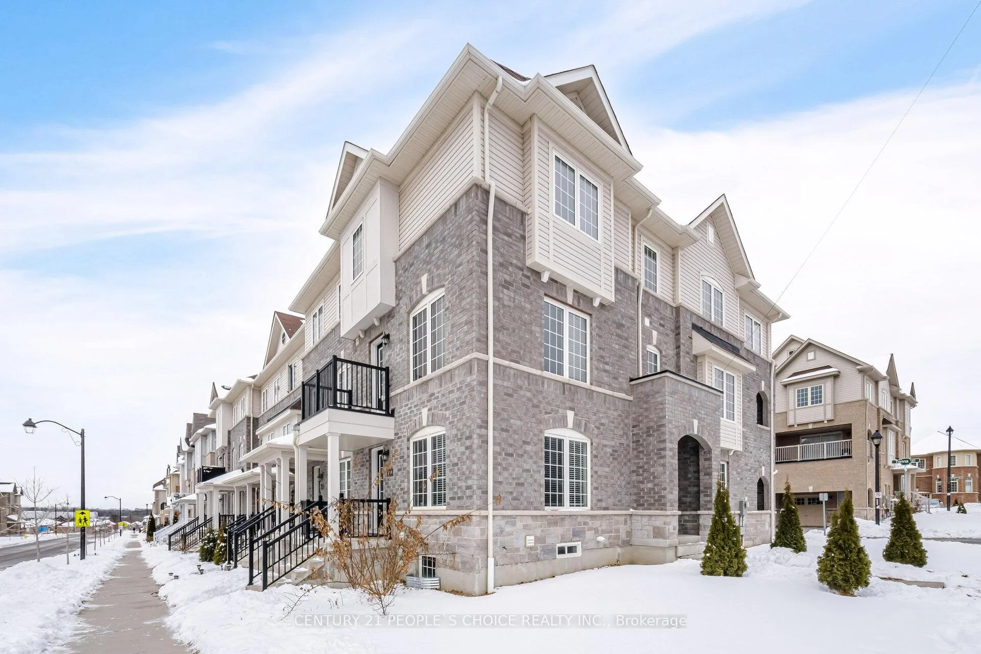Photo 12 of 122 Ainley Road, Ajax, Central East — HOMEH