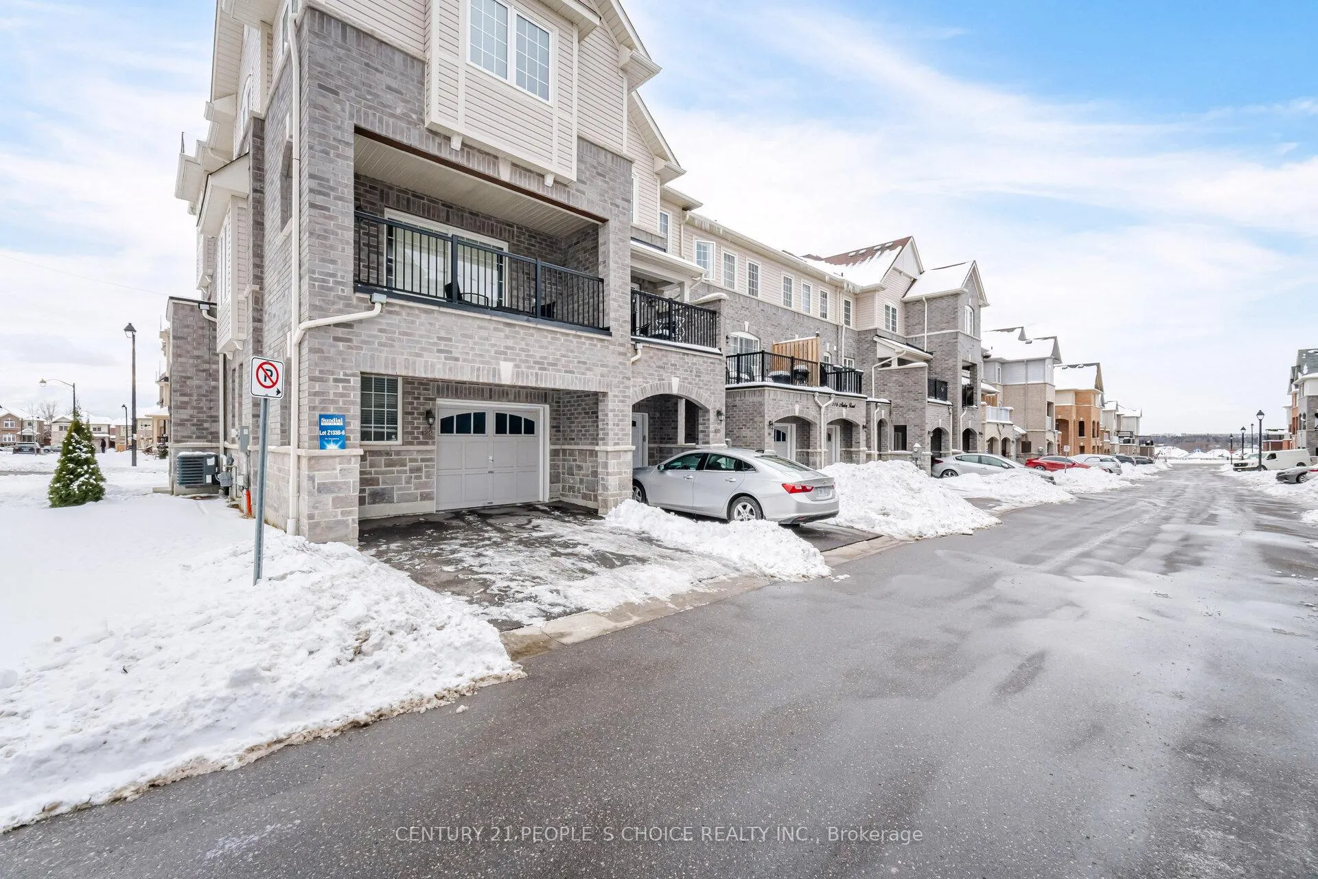 Photo 44 of 122 Ainley Road, Ajax, Central East — HOMEH