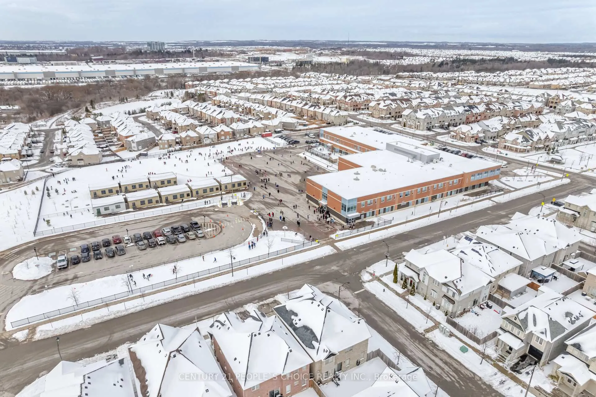 Photo 47 of 122 Ainley Road, Ajax, Central East — HOMEH