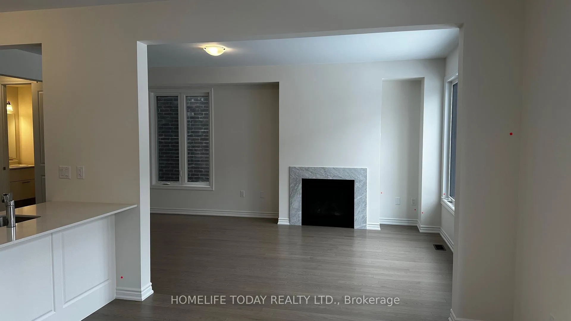 Photo 7 of 7 Phoenix Boulevard, Barrie, Painswick South — HOMEH