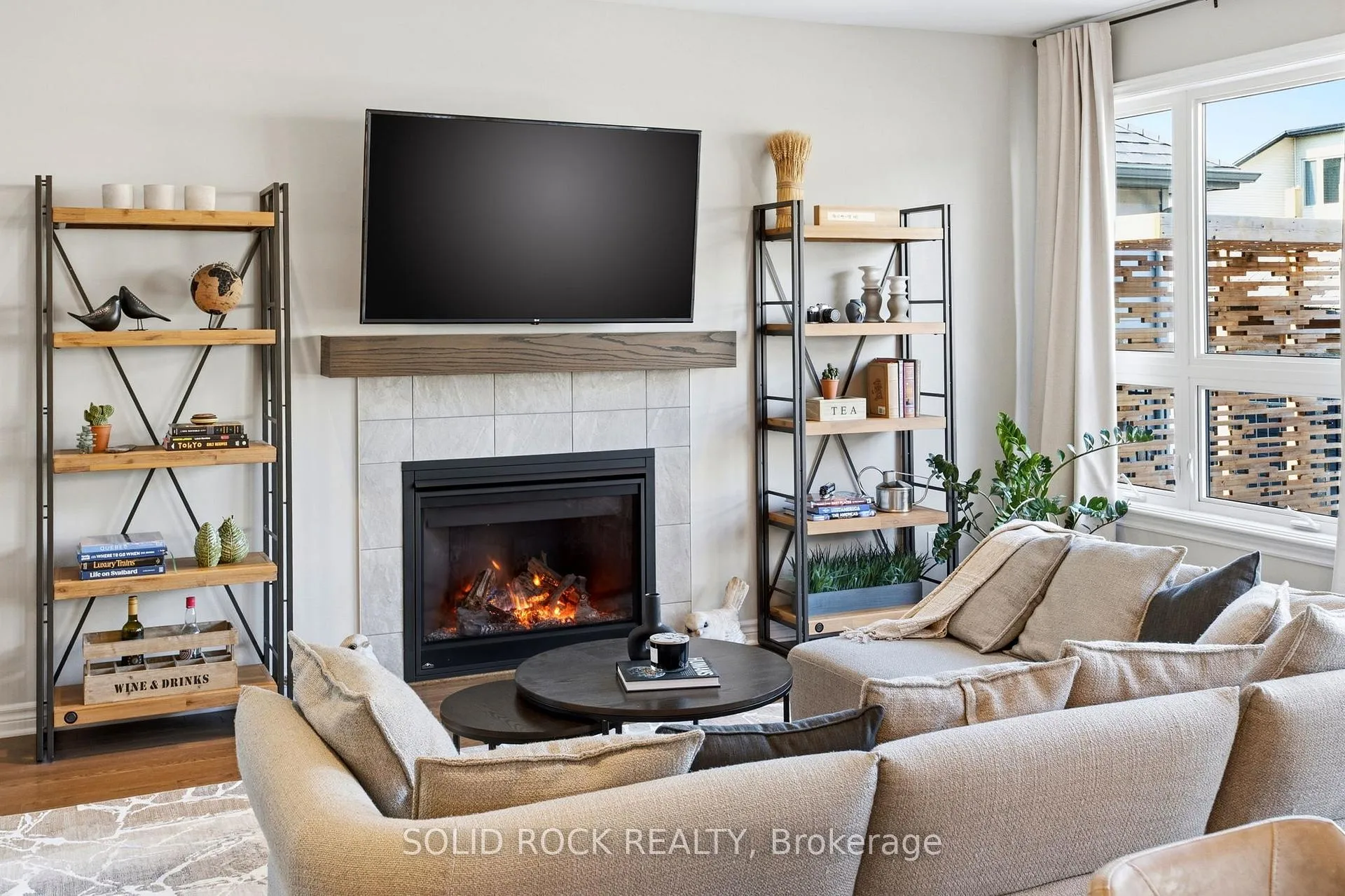 Photo 5 of 76 Palfrey Way, Ottawa, Kanata - Emerald Meadows/Trailwest — HOMEH