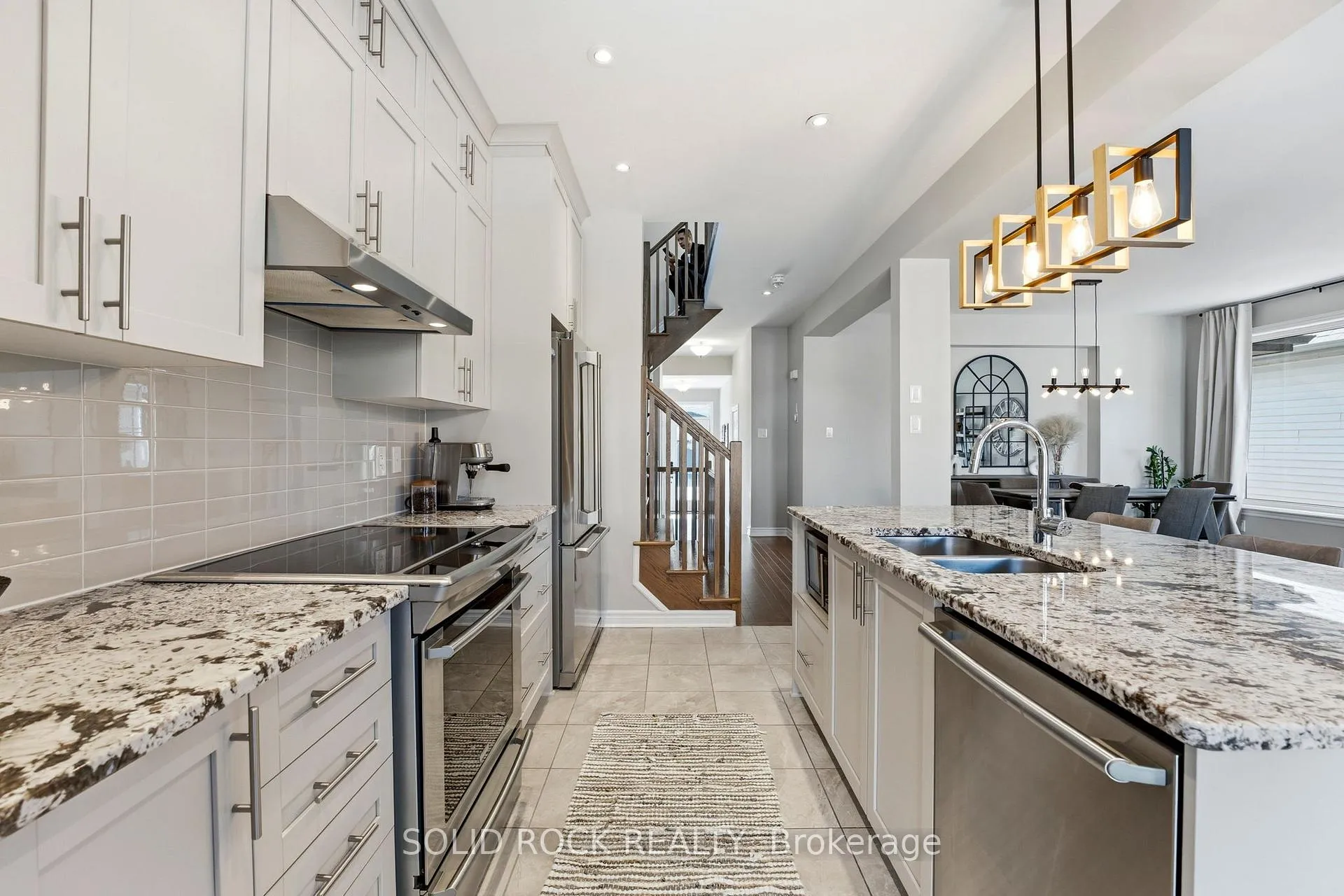 Photo 8 of 76 Palfrey Way, Ottawa, Kanata - Emerald Meadows/Trailwest — HOMEH