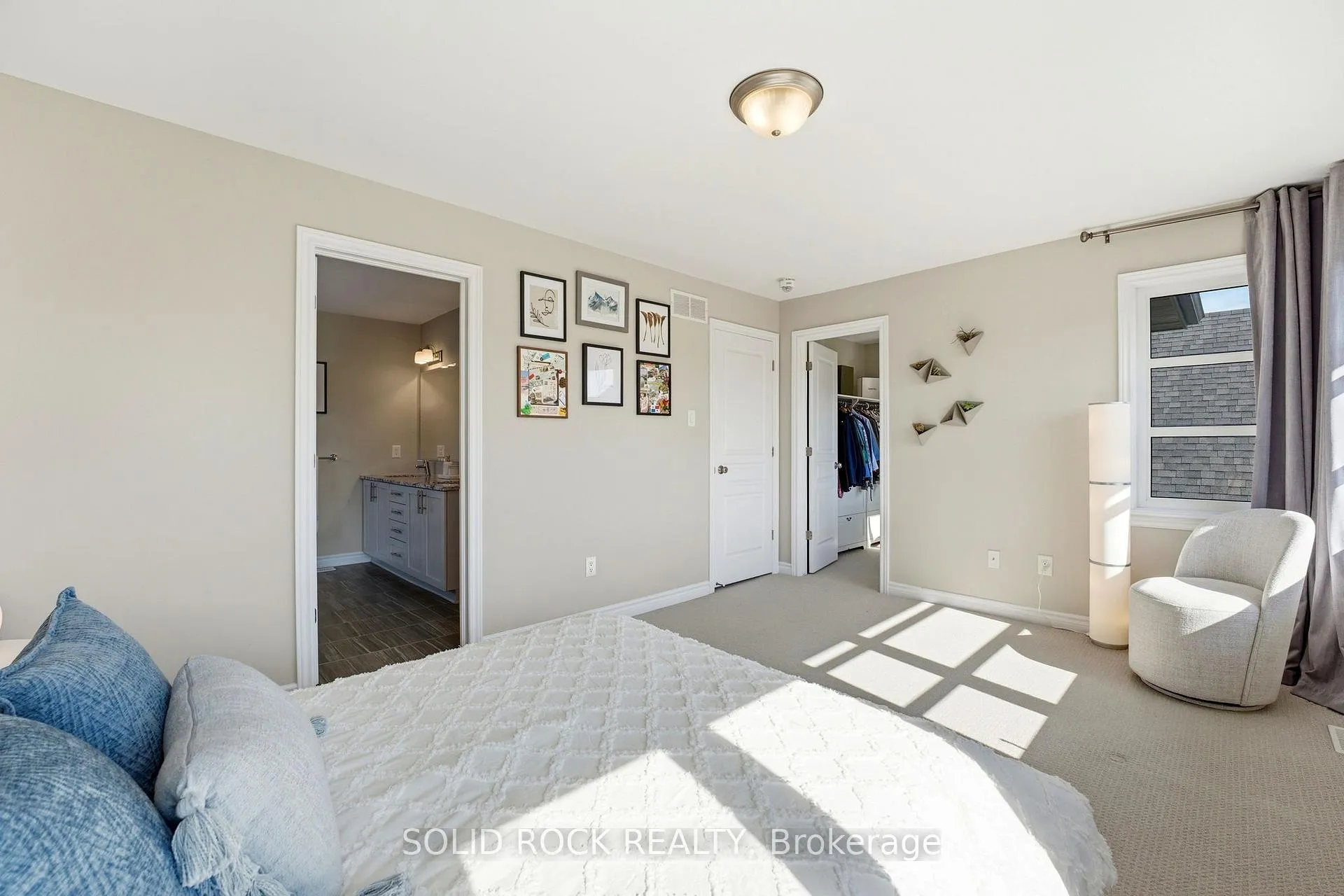 Photo 12 of 76 Palfrey Way, Ottawa, Kanata - Emerald Meadows/Trailwest — HOMEH