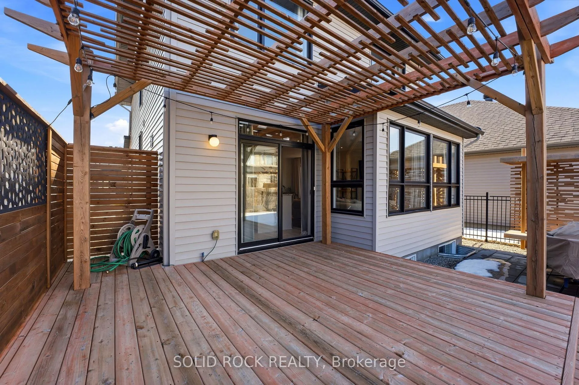 Photo 23 of 76 Palfrey Way, Ottawa, Kanata - Emerald Meadows/Trailwest — HOMEH