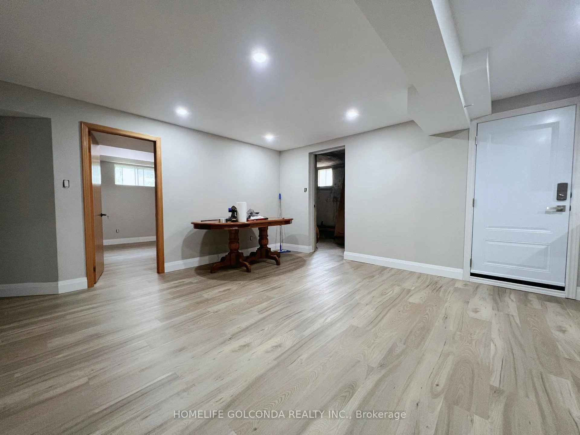 Photo 3 of 17 Dowling Circle, Markham, Milliken Mills East — HOMEH