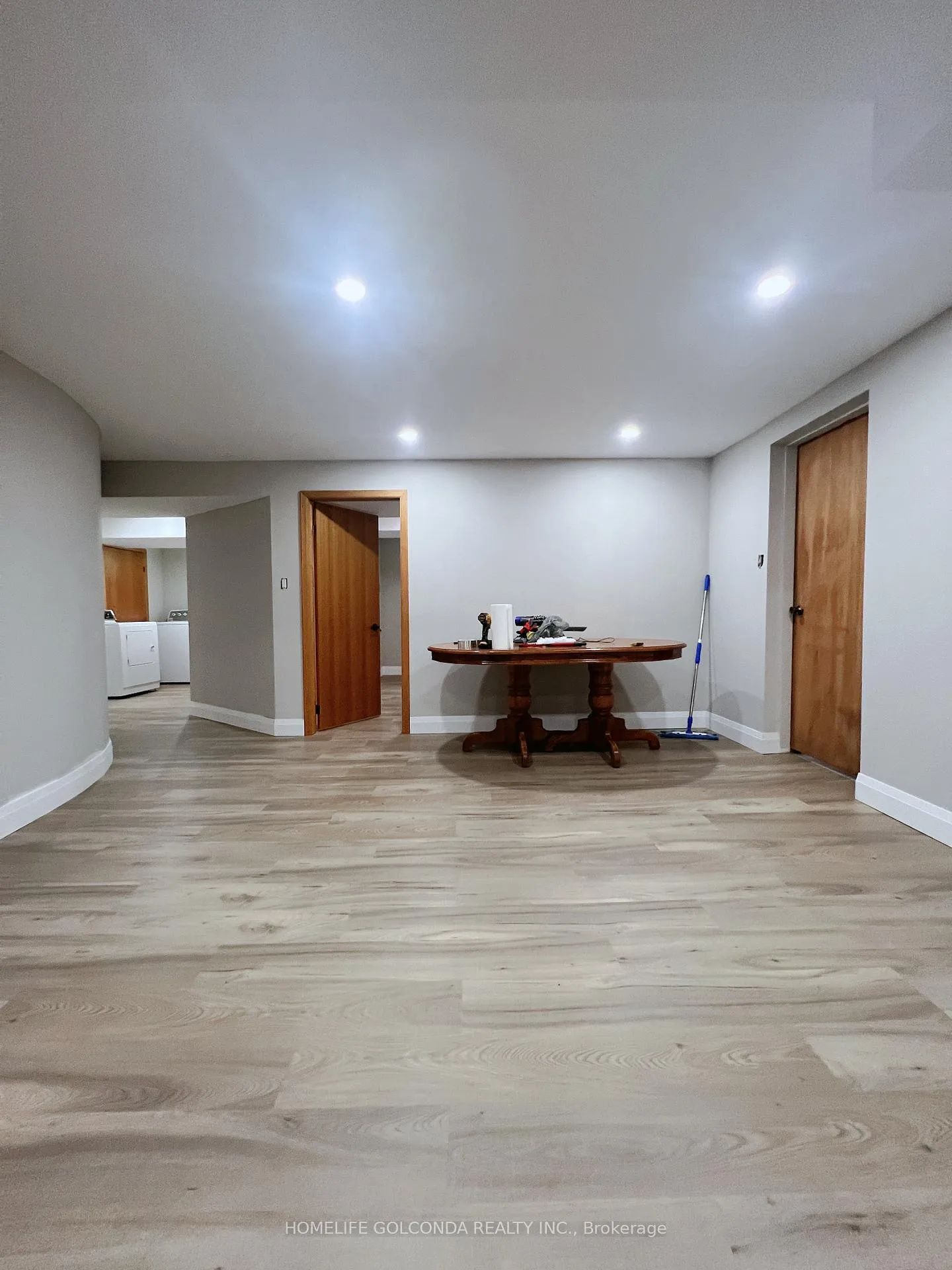 Photo 5 of 17 Dowling Circle, Markham, Milliken Mills East — HOMEH