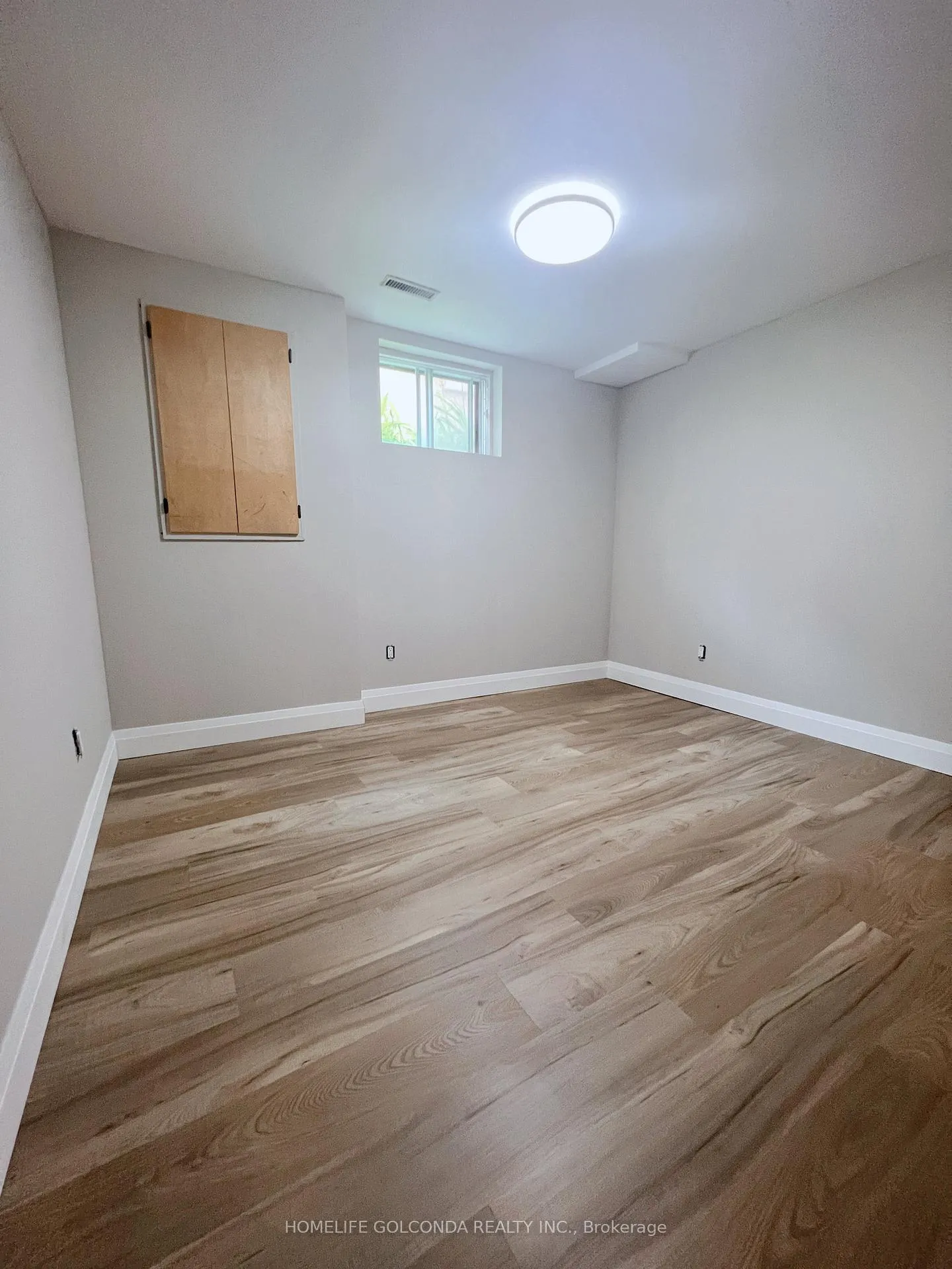 Photo 11 of 17 Dowling Circle, Markham, Milliken Mills East — HOMEH
